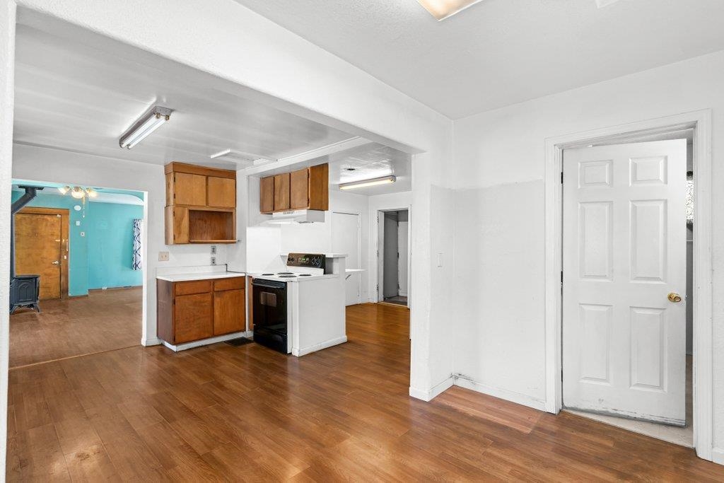 2218 W 10TH Ave - Photo 21