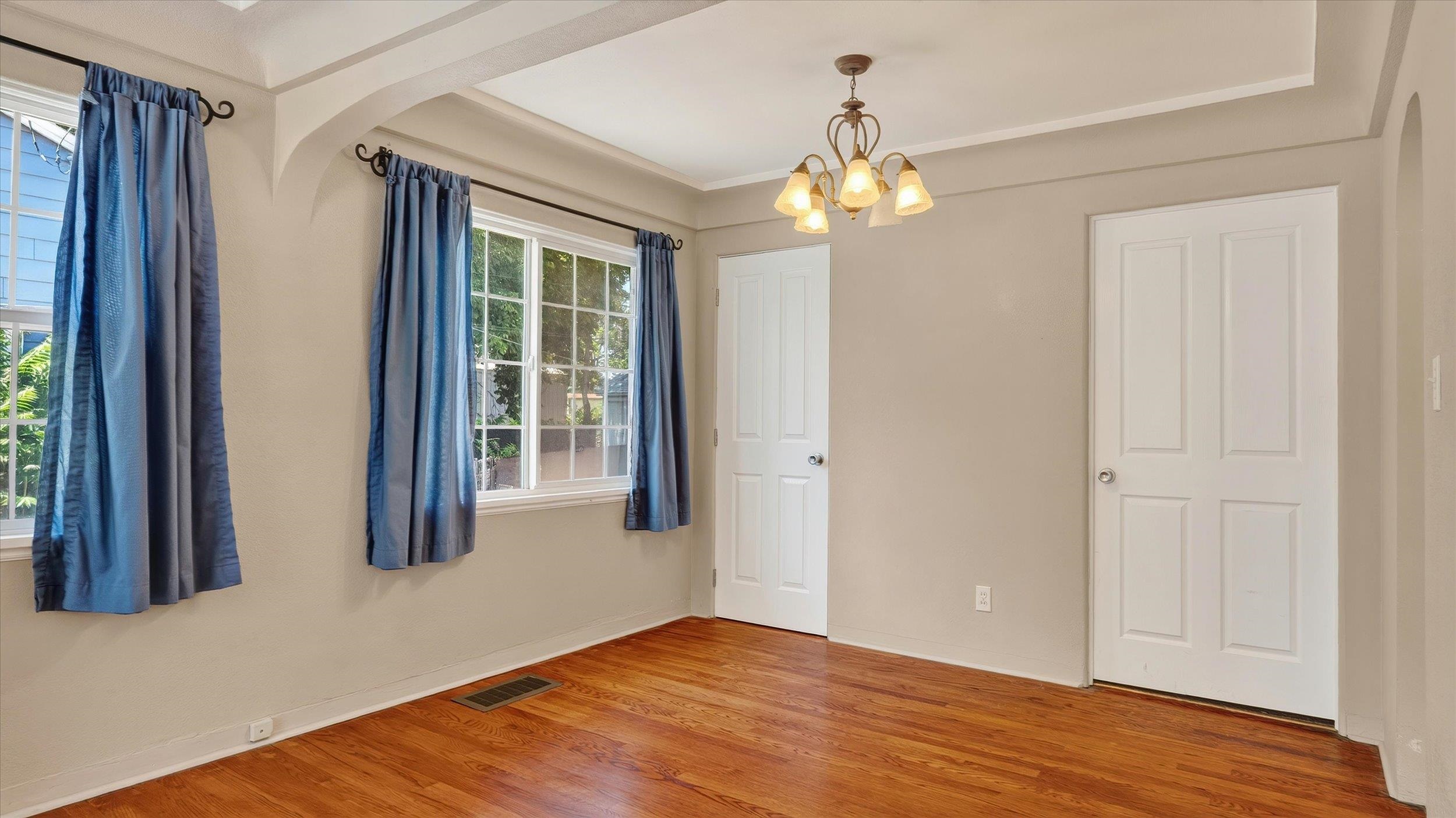 1217 E Mission Ave - Photo 13