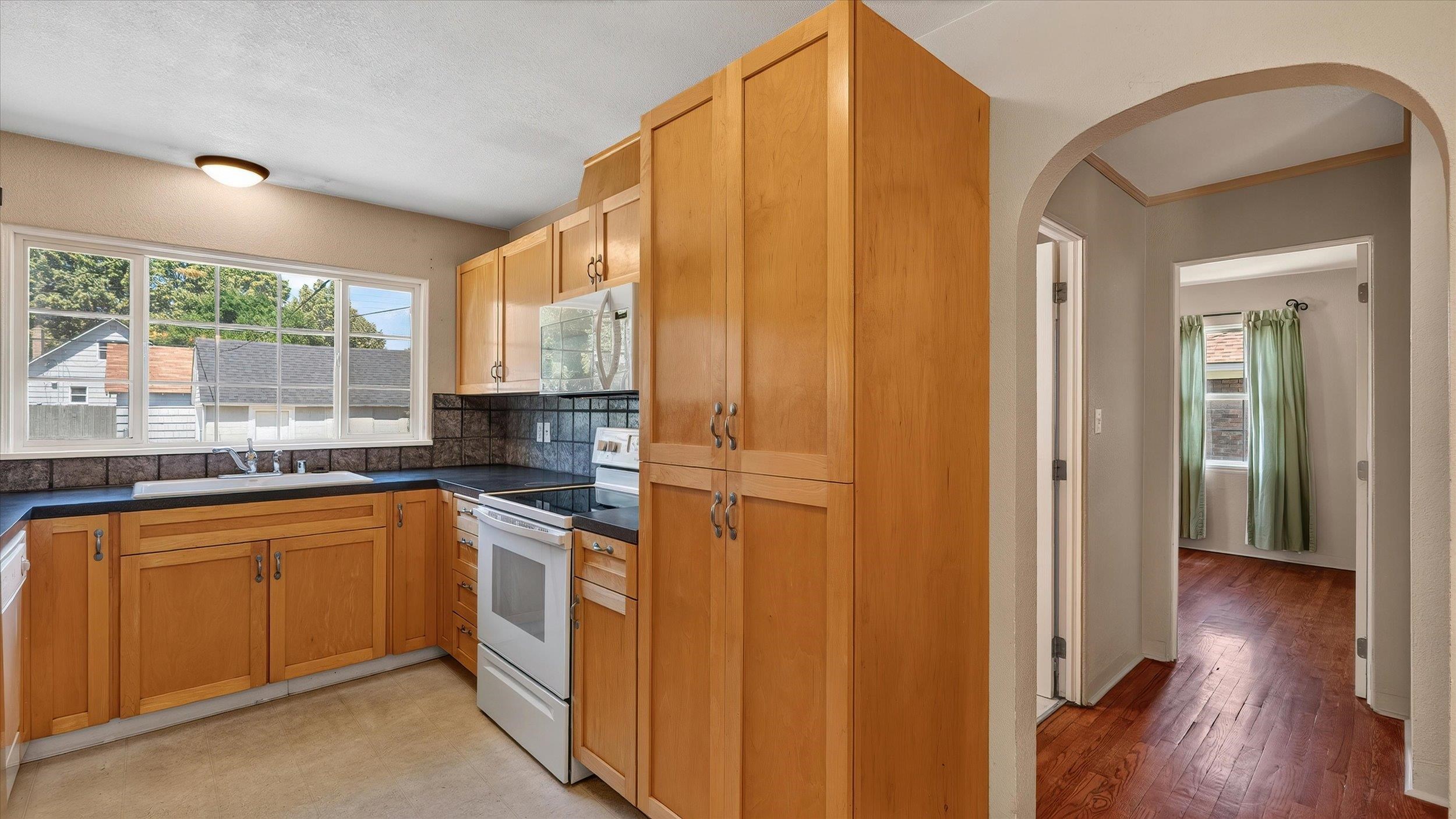 1217 E Mission Ave - Photo 19