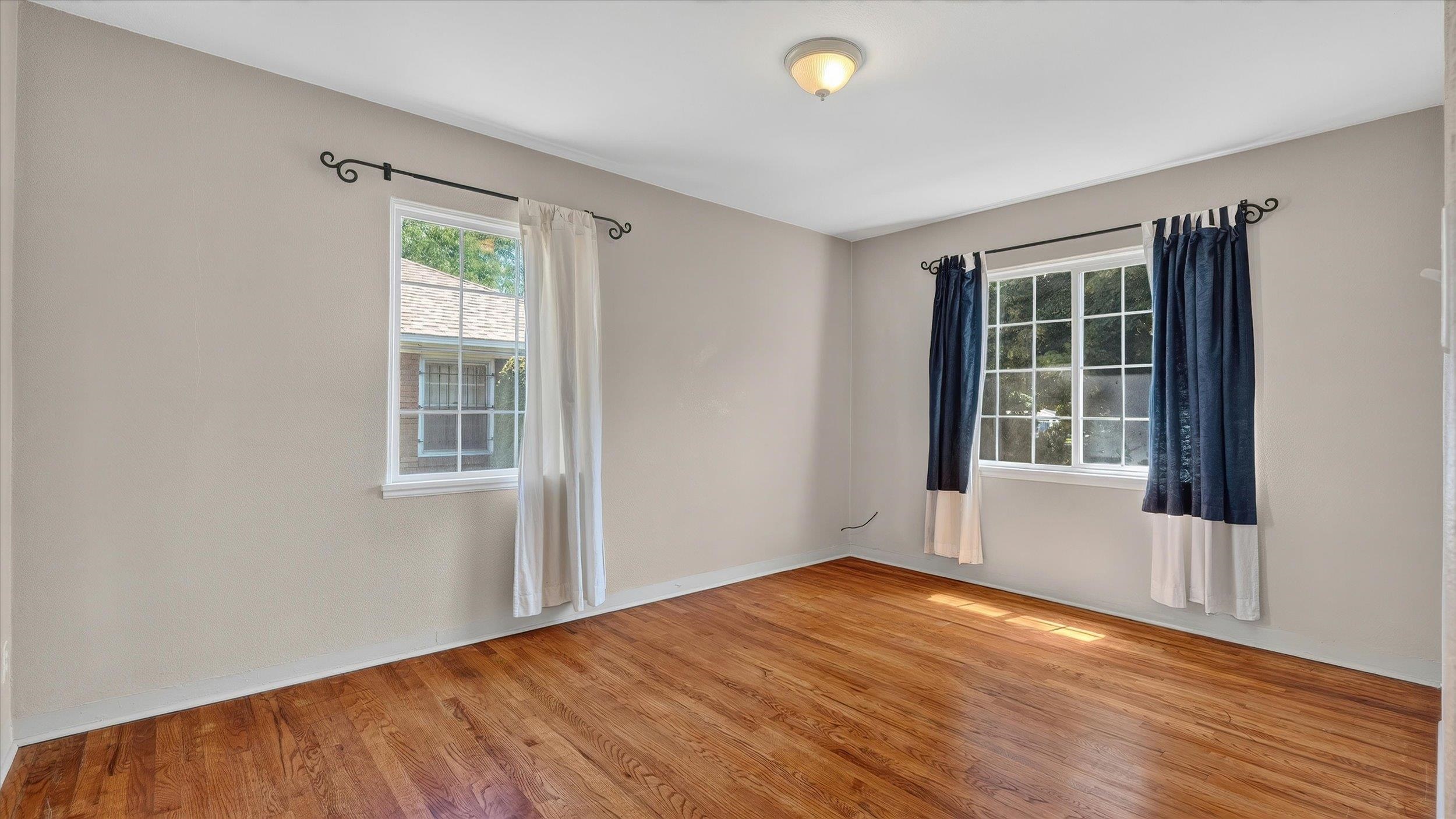 1217 E Mission Ave - Photo 21