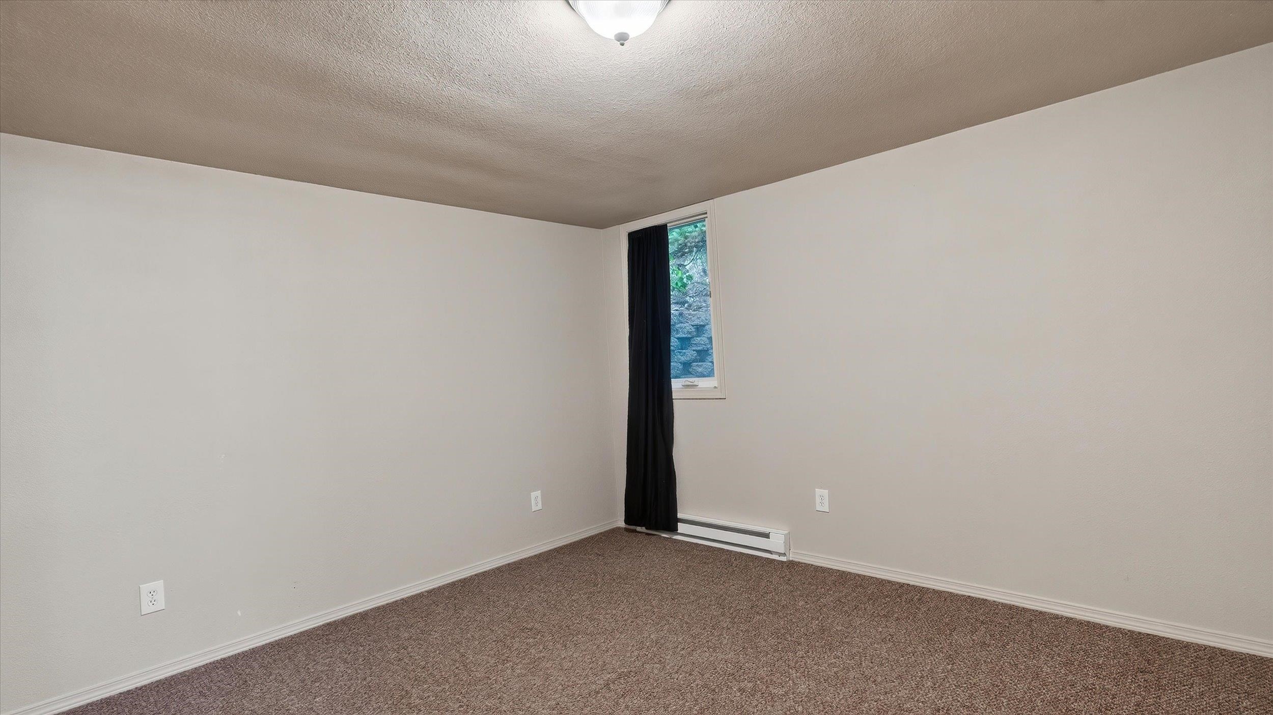 1217 E Mission Ave - Photo 39