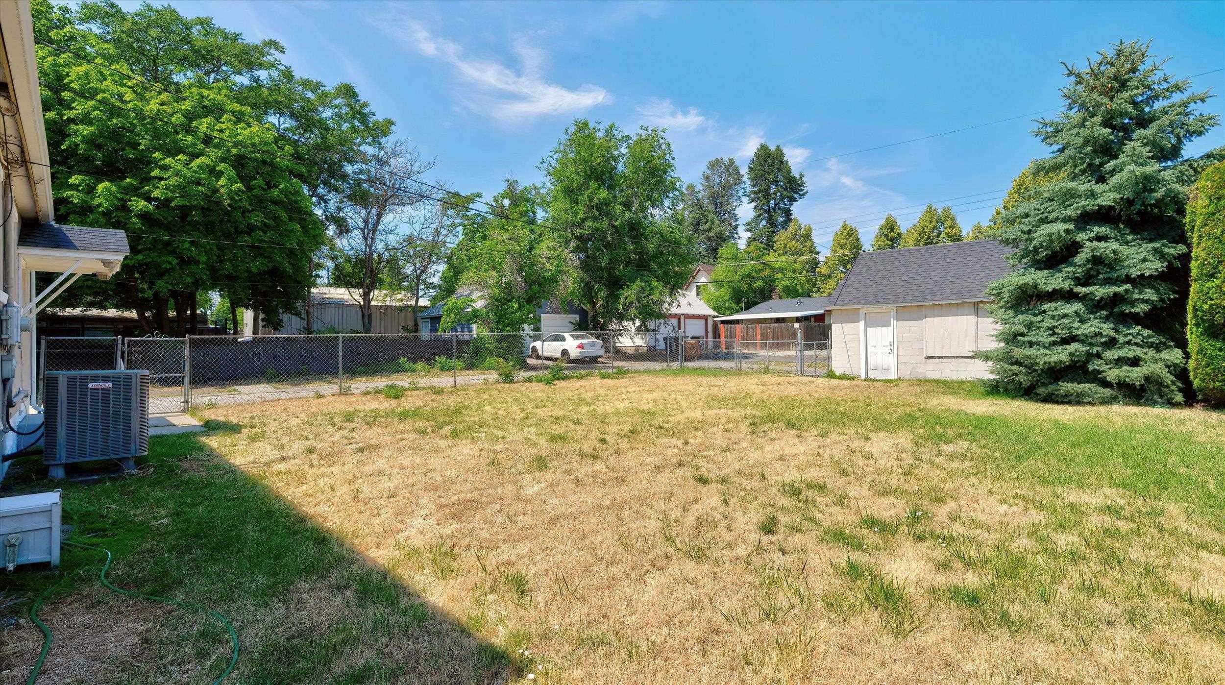 1217 E Mission Ave - Photo 44