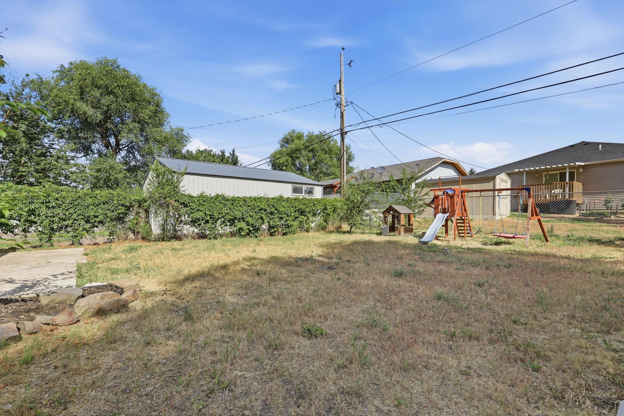 3417 E BRIDGEPORT Ave - Photo 25