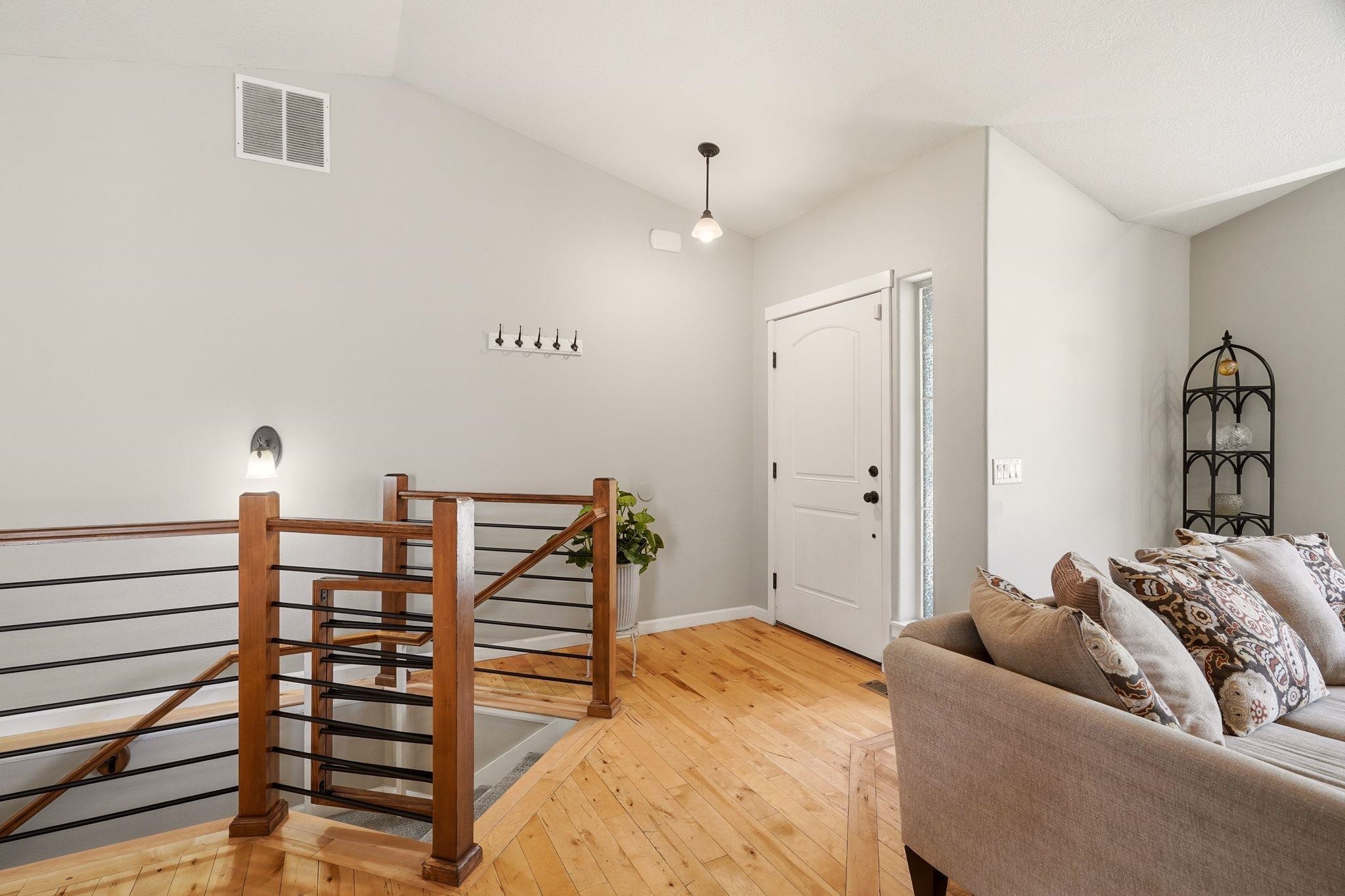 1611 S Cochran St - Photo 24