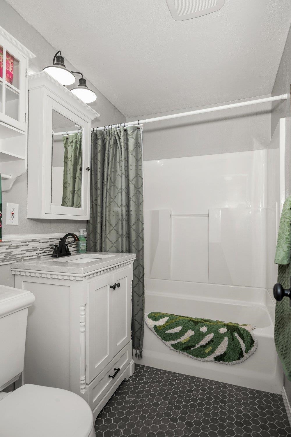 5124 N OAK St - Photo 11