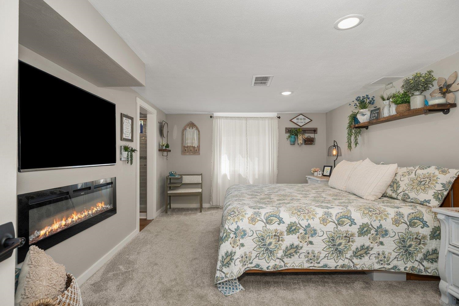 5124 N OAK St - Photo 13