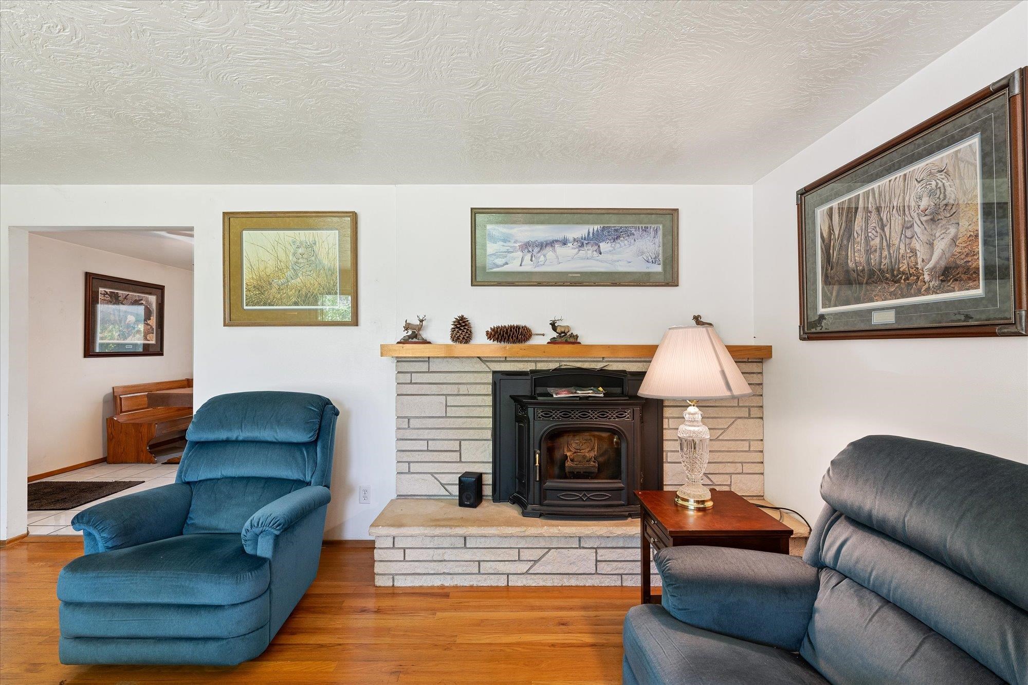 10820 E 18th Ave - Photo 4