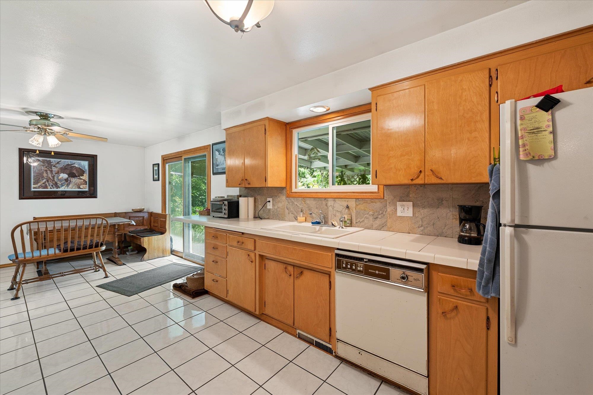 10820 E 18th Ave - Photo 11