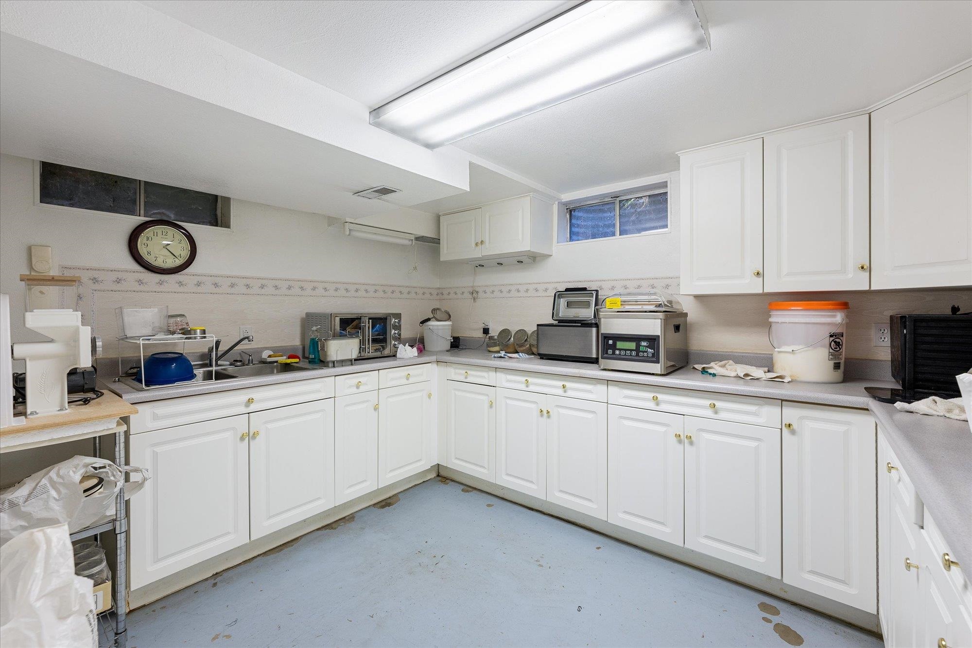 10820 E 18th Ave - Photo 25