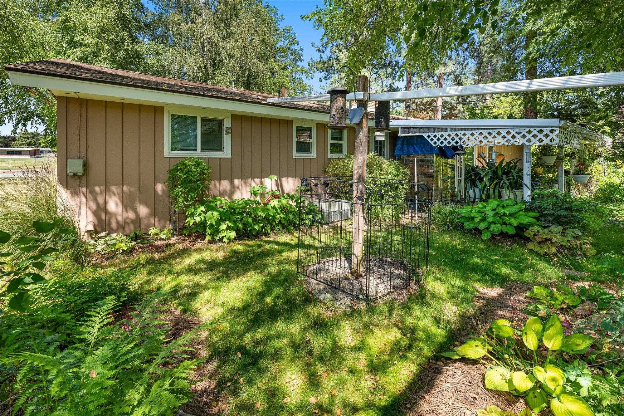 10820 E 18th Ave - Photo 35