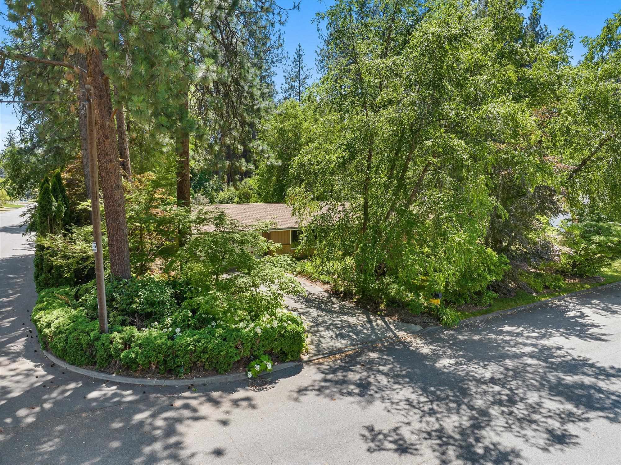 10820 E 18th Ave - Photo 38