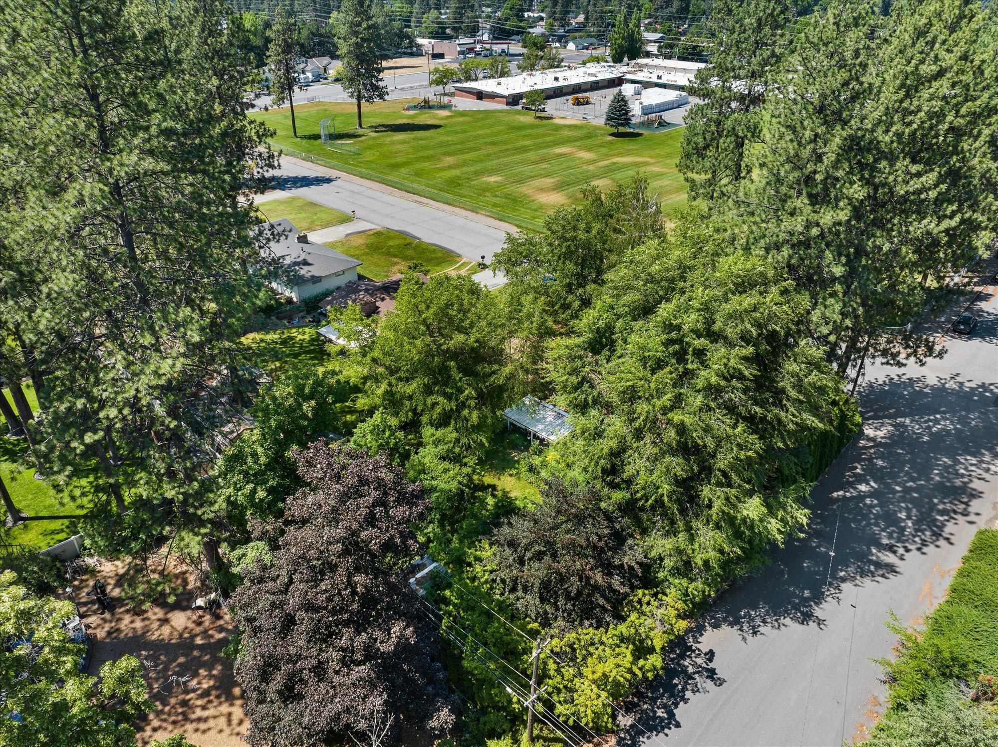 10820 E 18th Ave - Photo 44