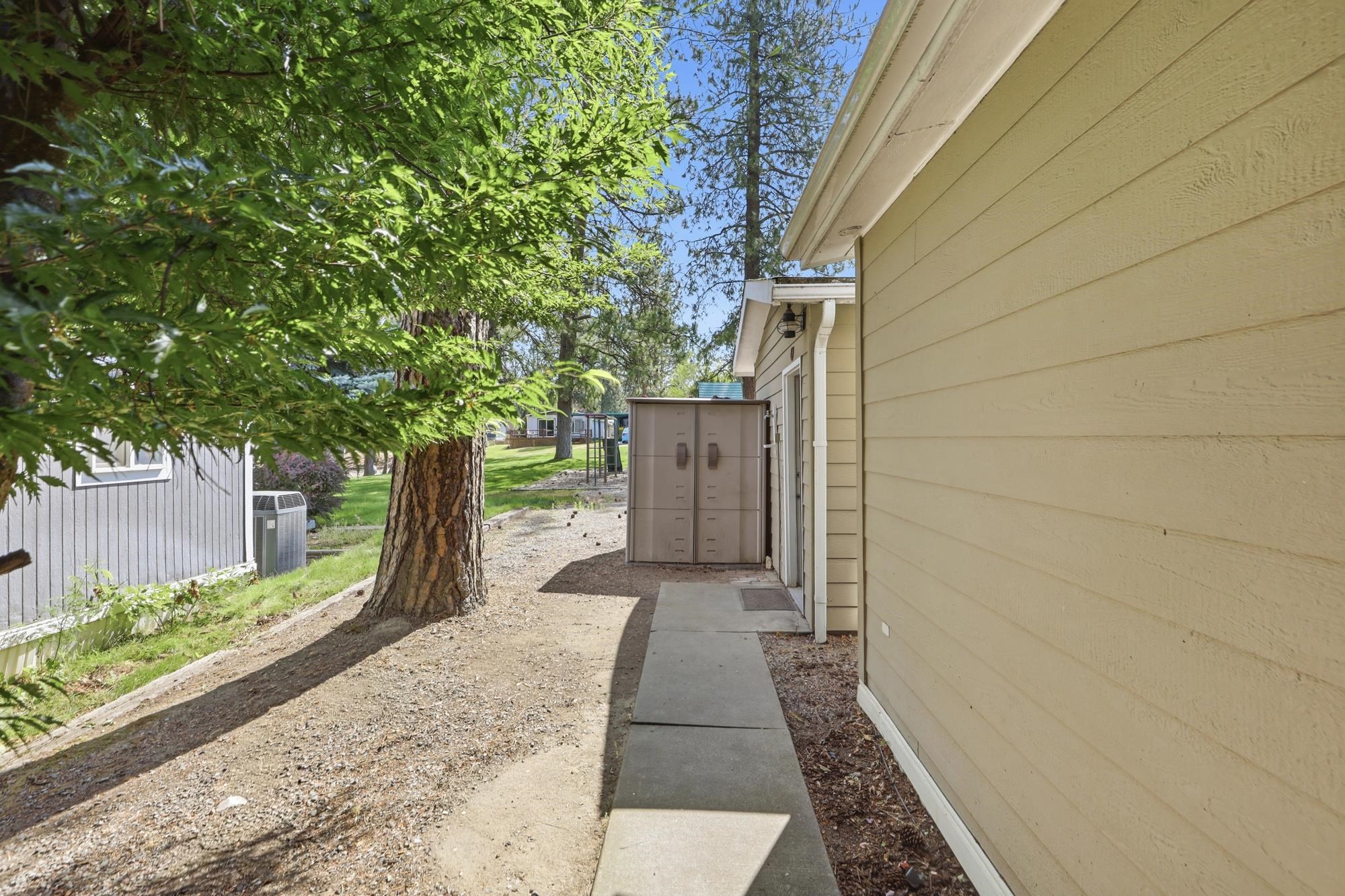 3215 E Bull Run Ln - Photo 4