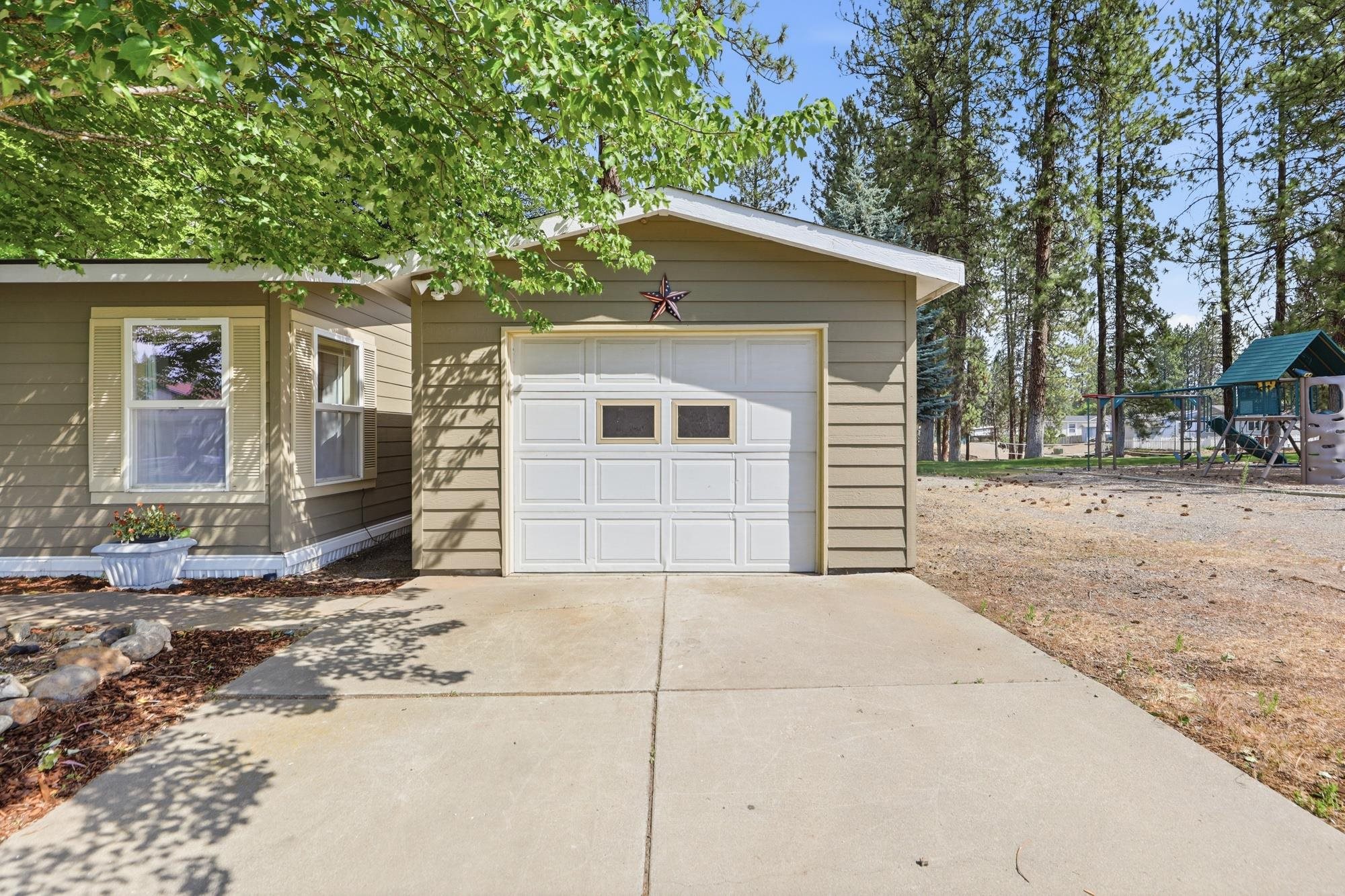 3215 E Bull Run Ln - Photo 3