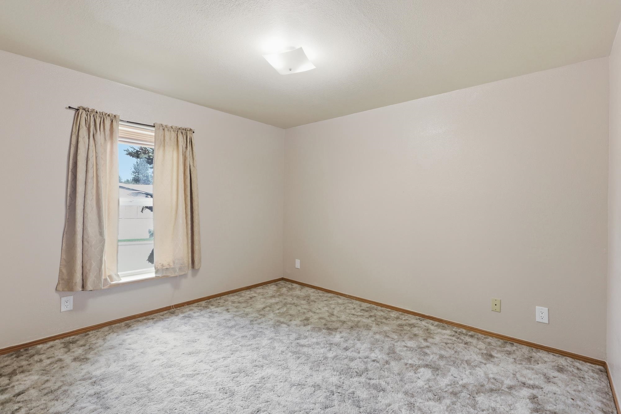 3215 E Bull Run Ln - Photo 22
