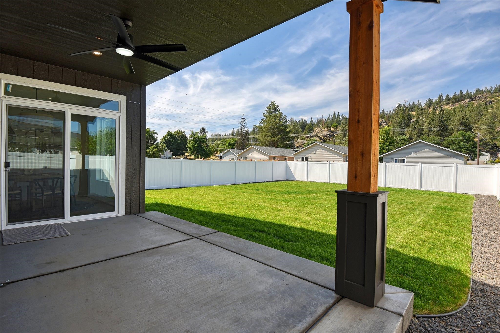 4805 E Fairview Ave - Photo 31