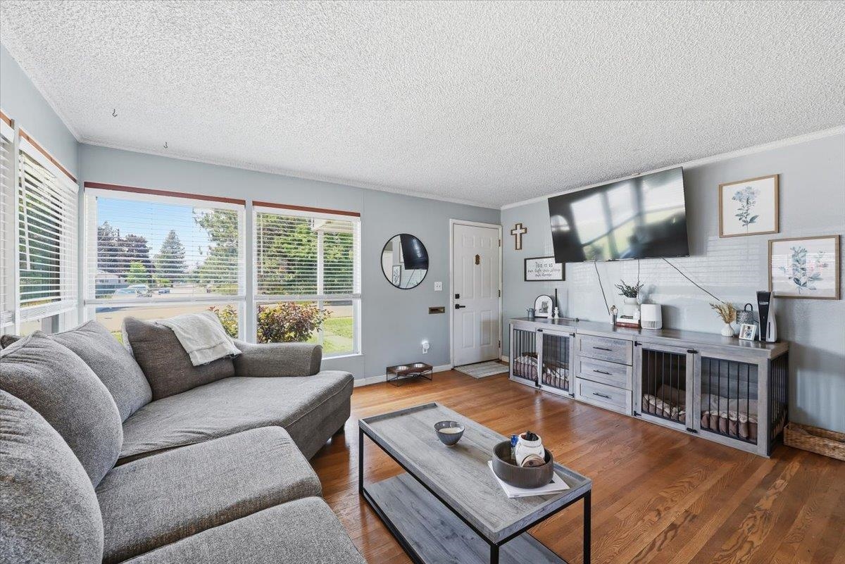 4404 N Whitehouse St - Photo 4