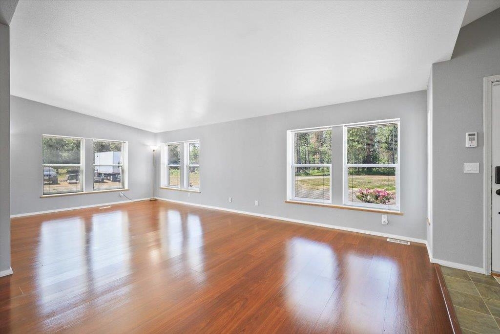 40522 N Hardesty Rd - Photo 6