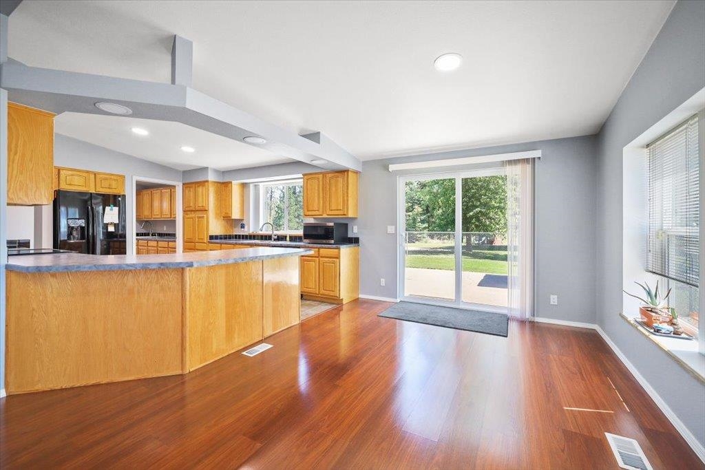40522 N Hardesty Rd - Photo 10