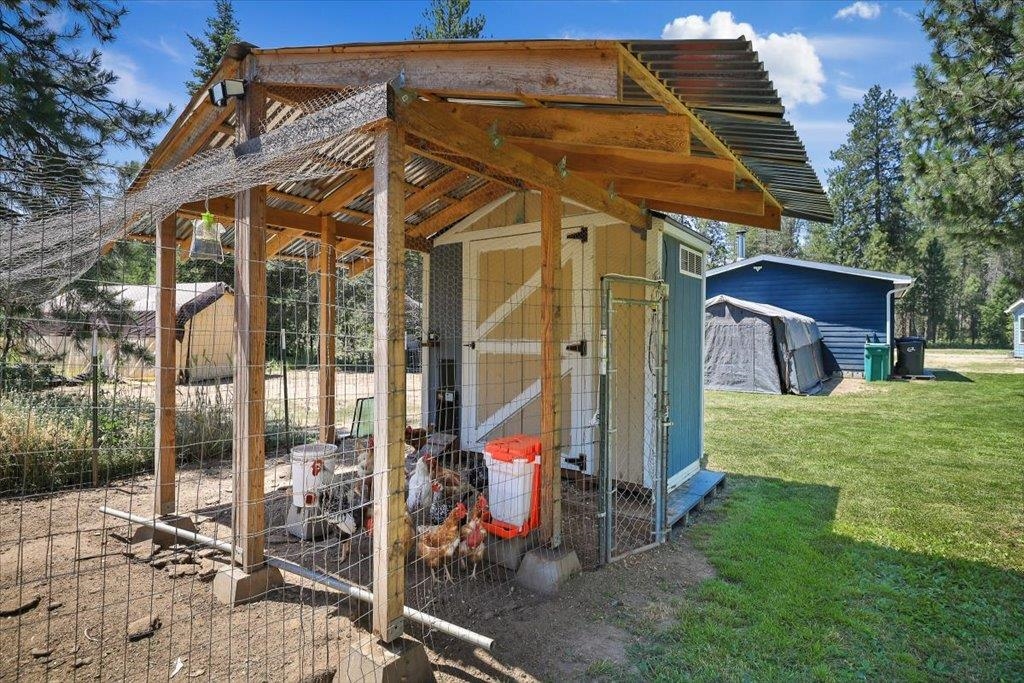 40522 N Hardesty Rd - Photo 28