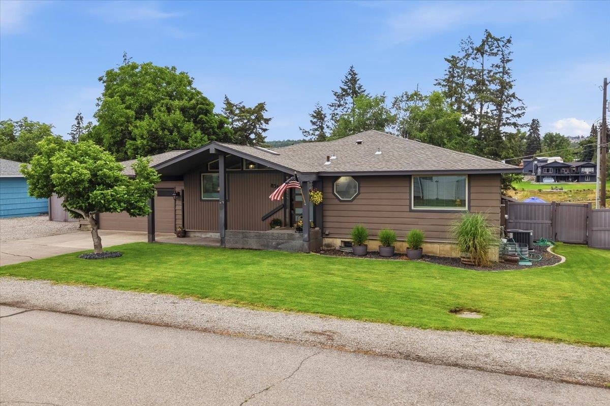 8517 E South Riverway Ave - Photo 5