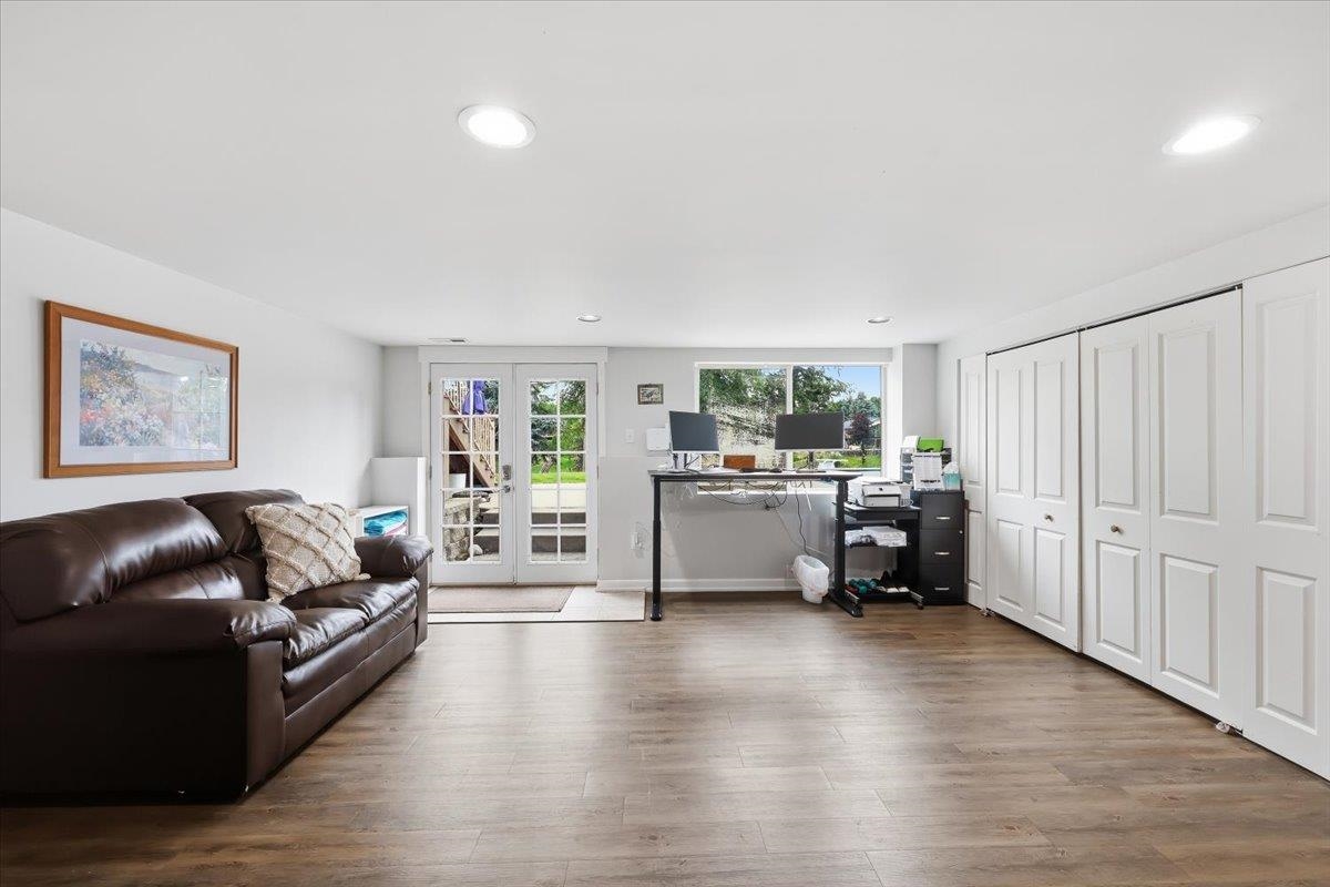 8517 E South Riverway Ave - Photo 28