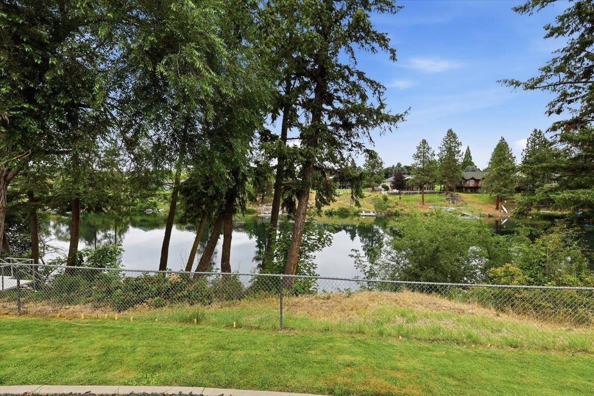 8517 E South Riverway Ave - Photo 47
