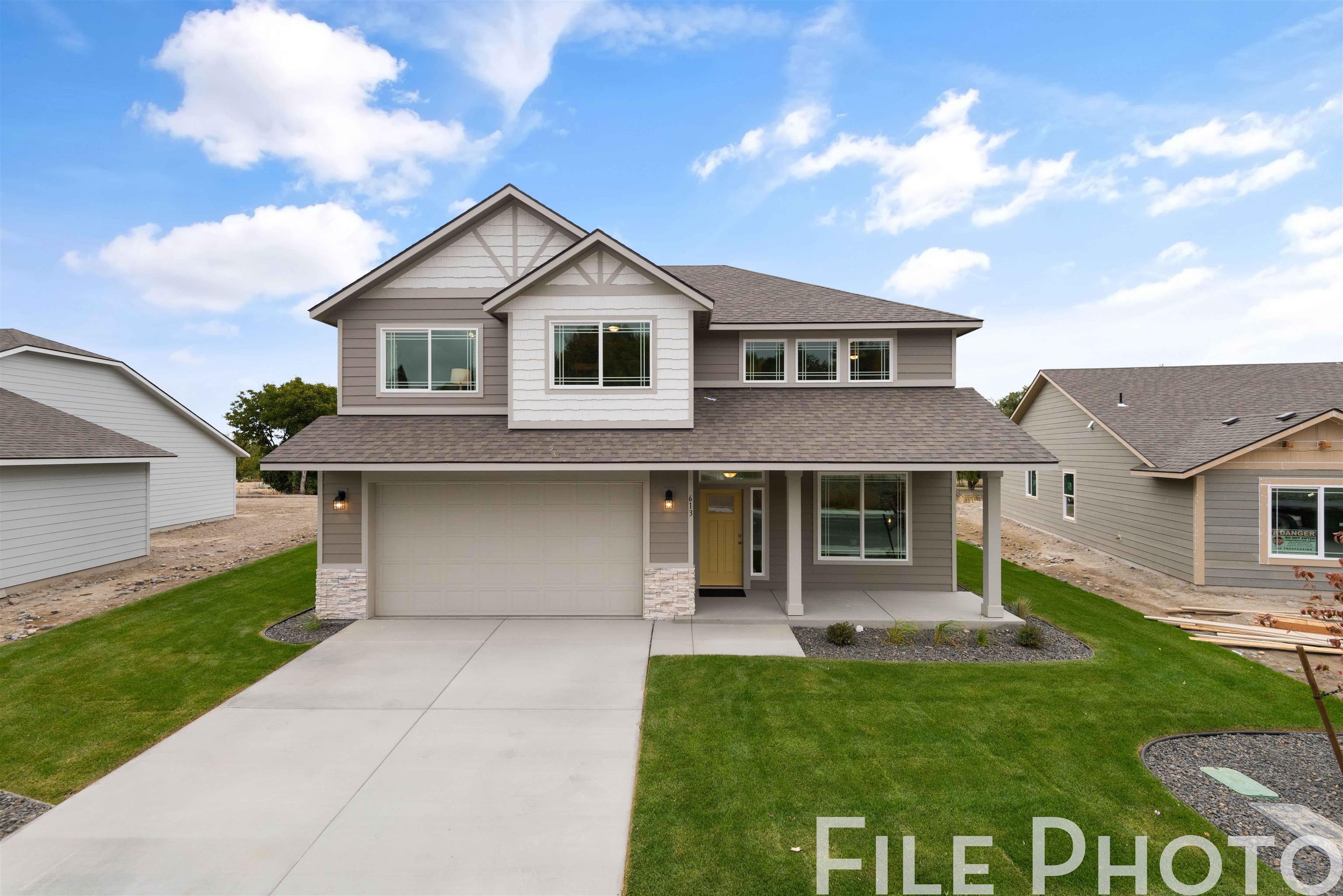 18307 E Michielli Ave - Photo 2
