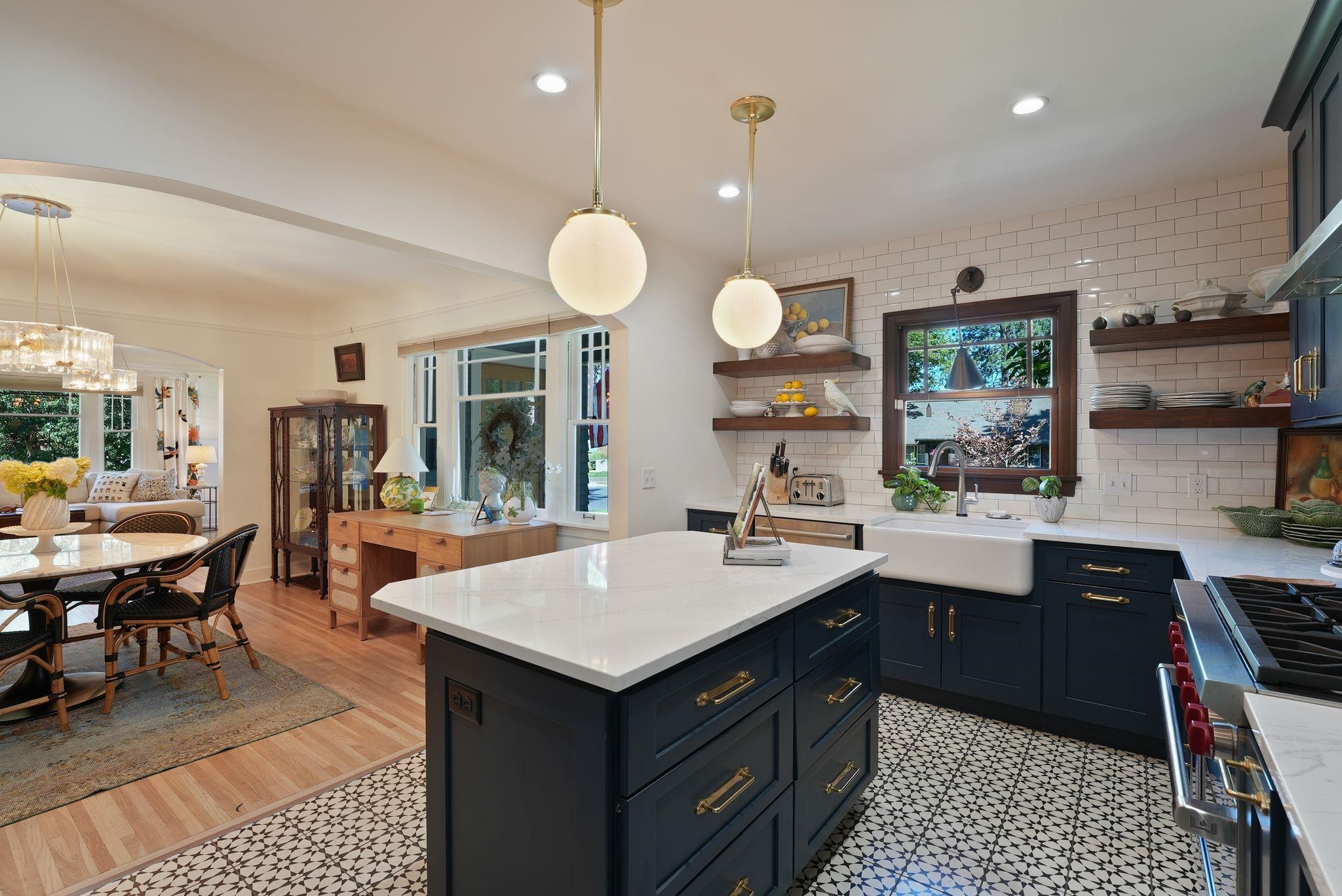 629 W 17TH Ave - Photo 12