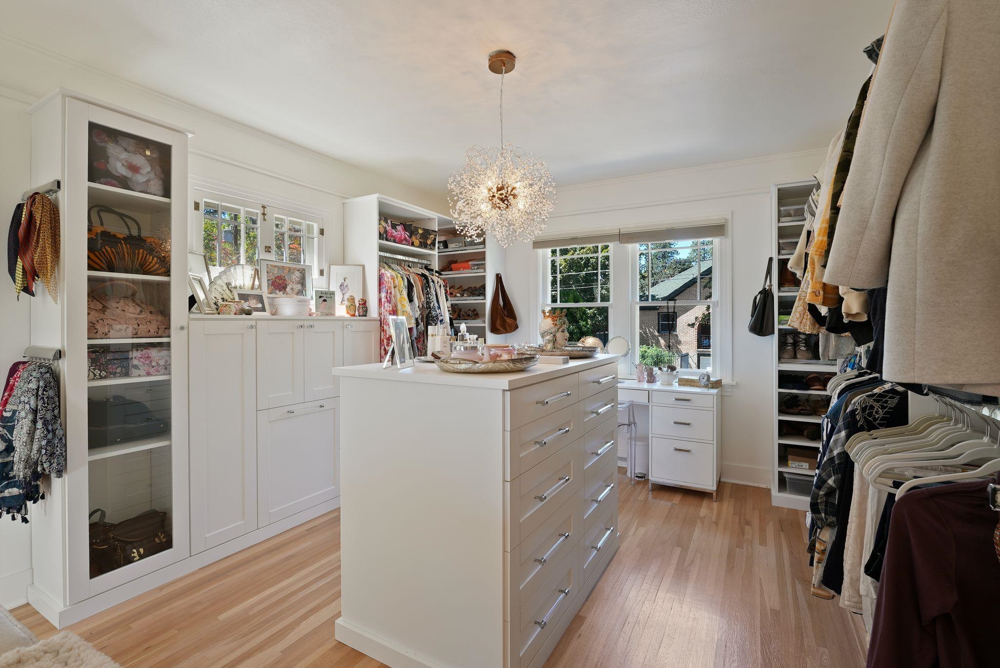 629 W 17TH Ave - Photo 18