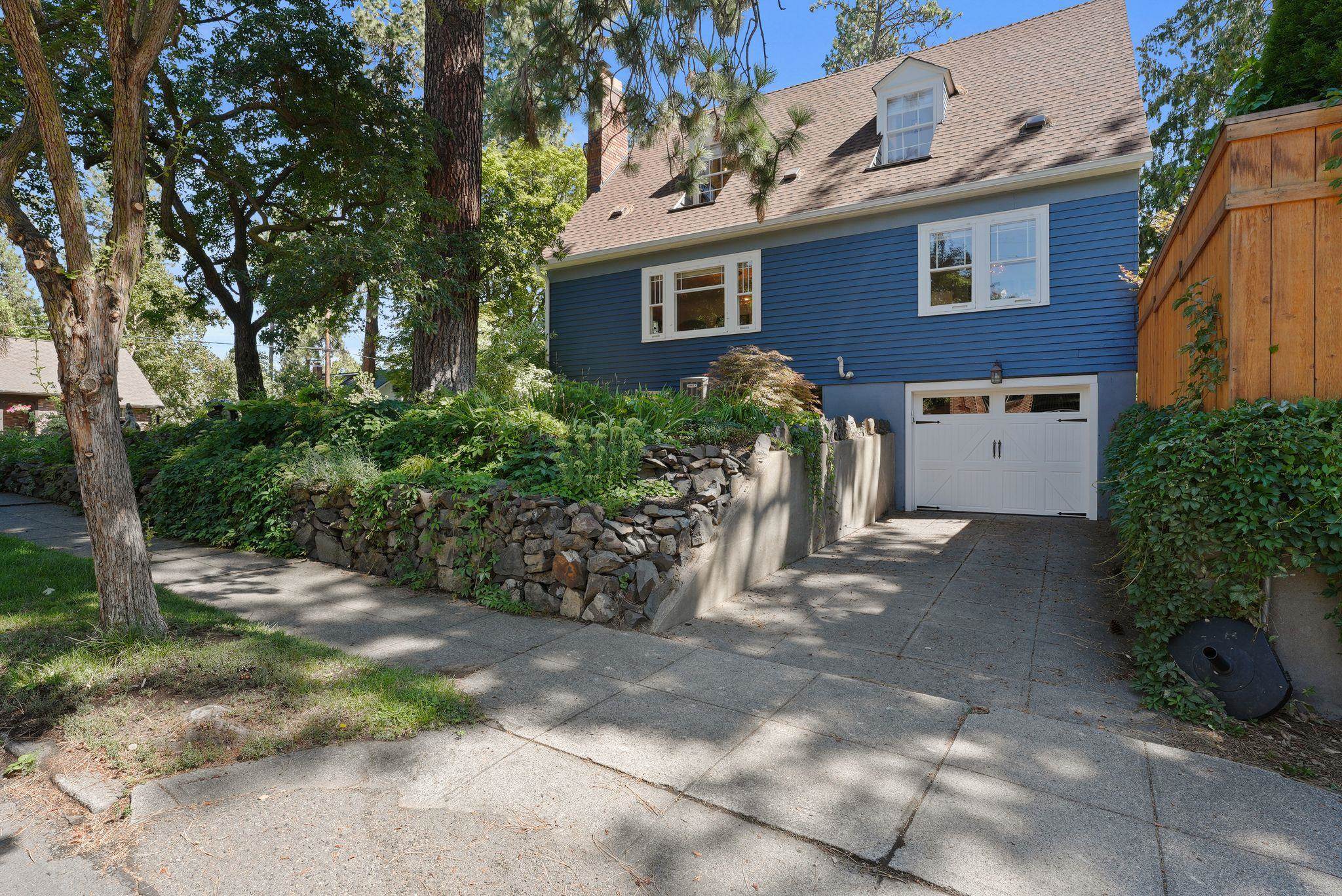629 W 17TH Ave - Photo 37
