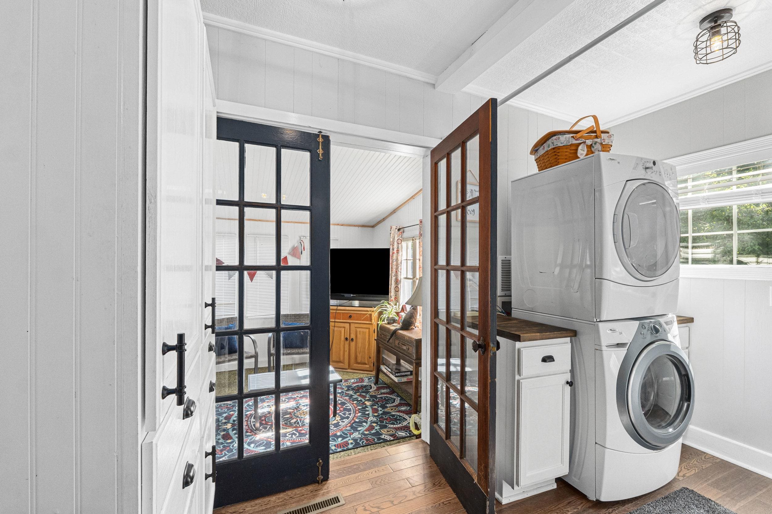 107 N Stevens St - Photo 9