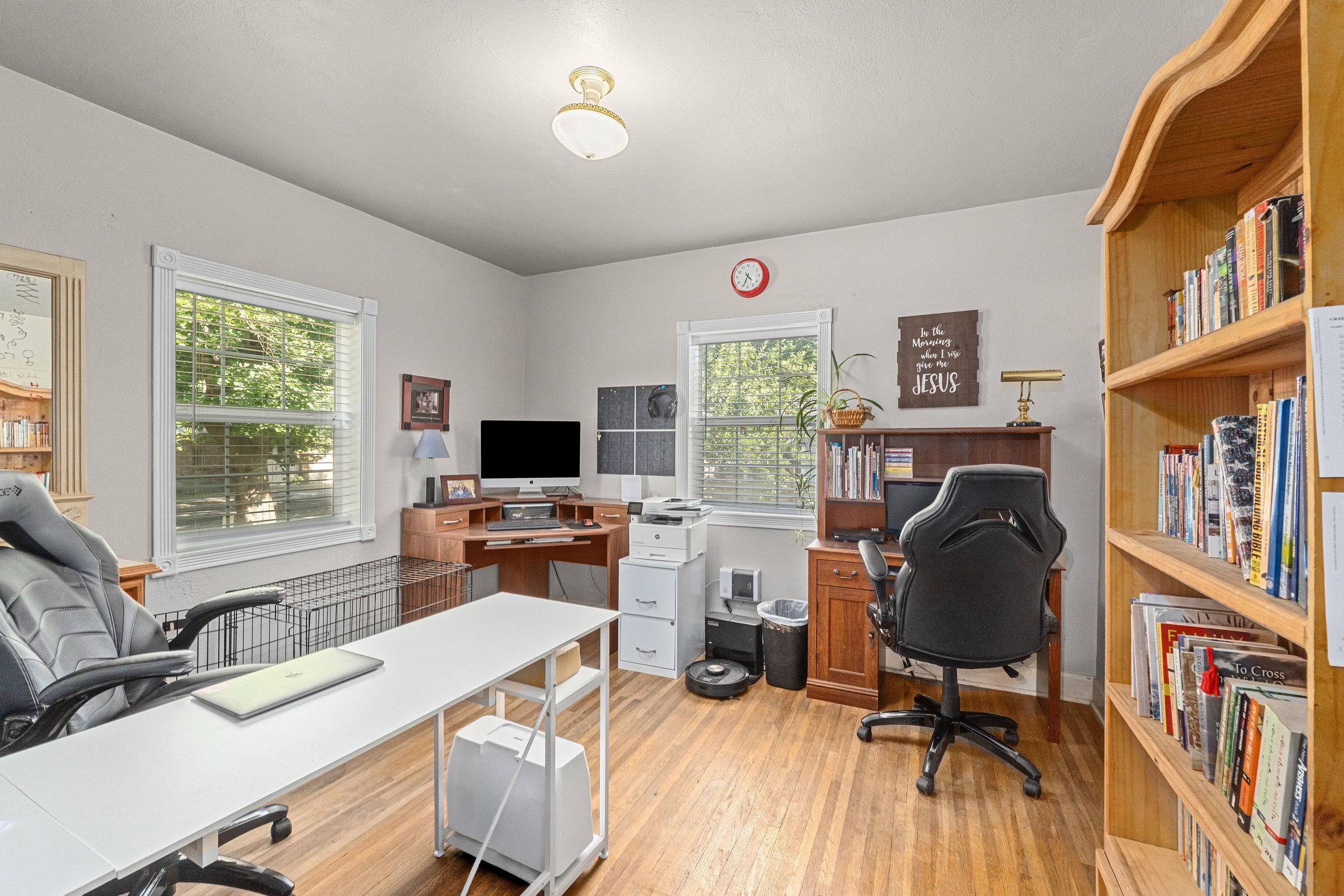 107 N Stevens St - Photo 14