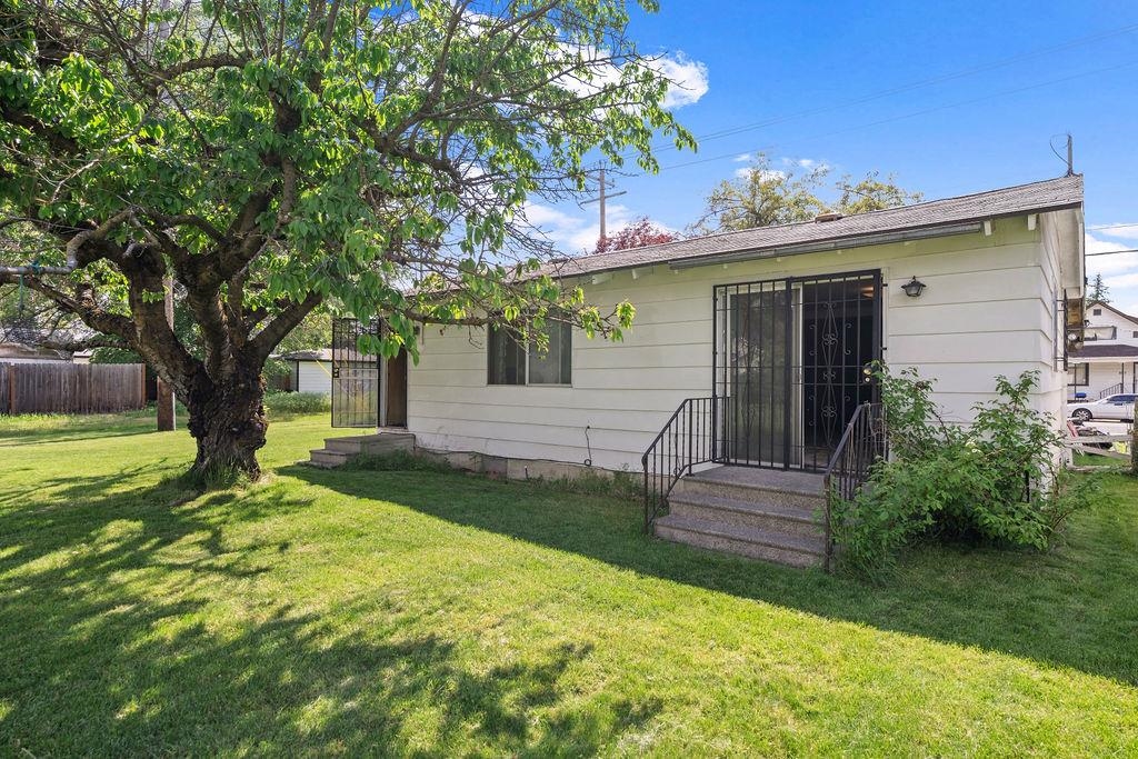 2920 N Regal St - Photo 7