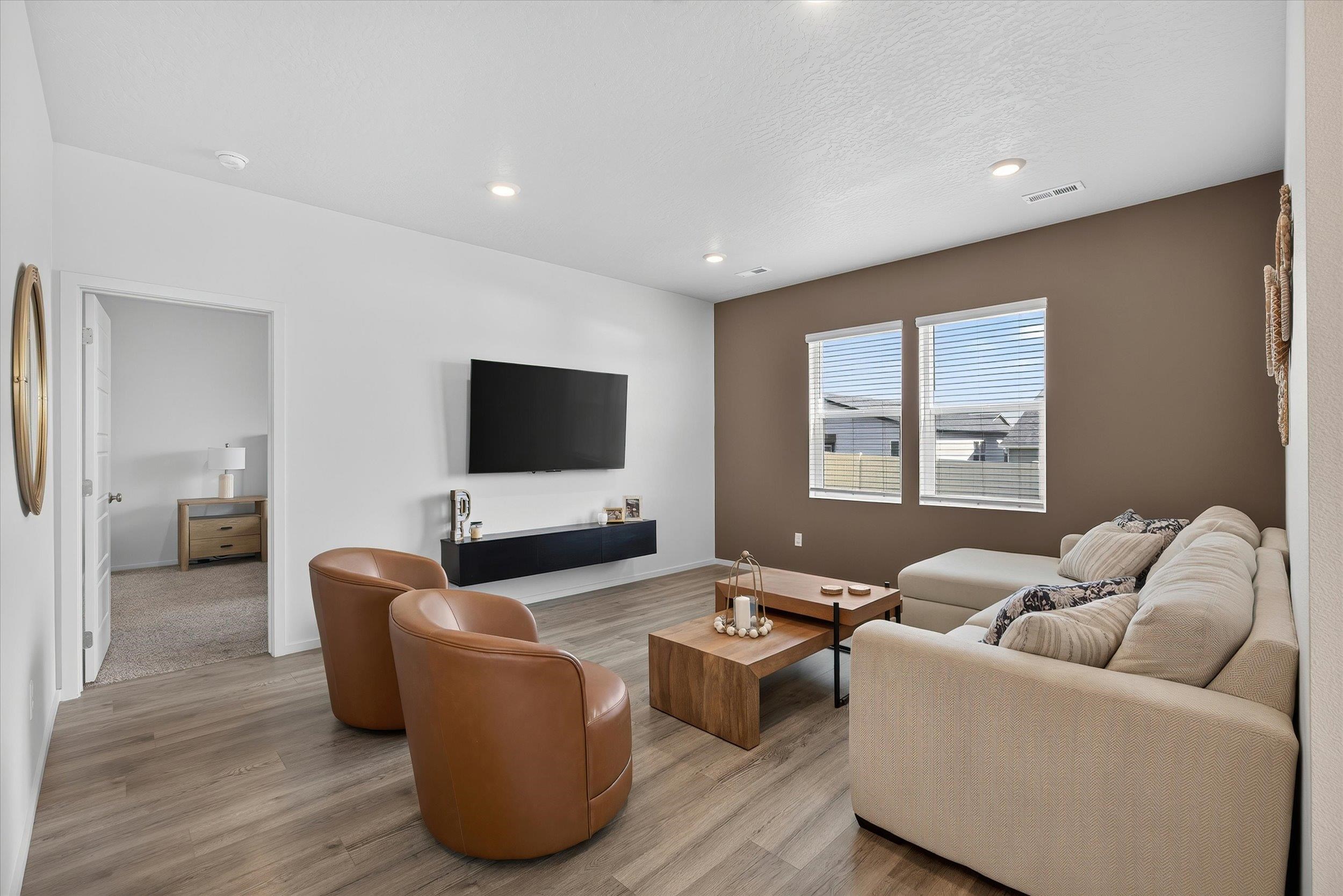 508 E K St - Photo 5
