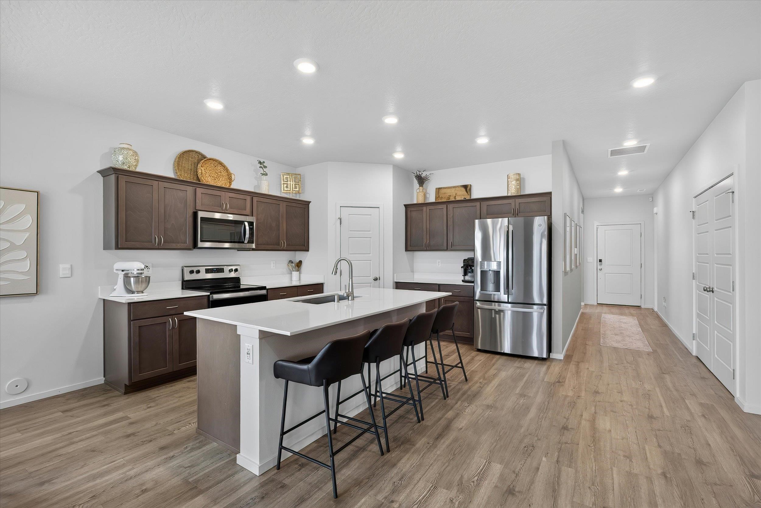 508 E K St - Photo 10