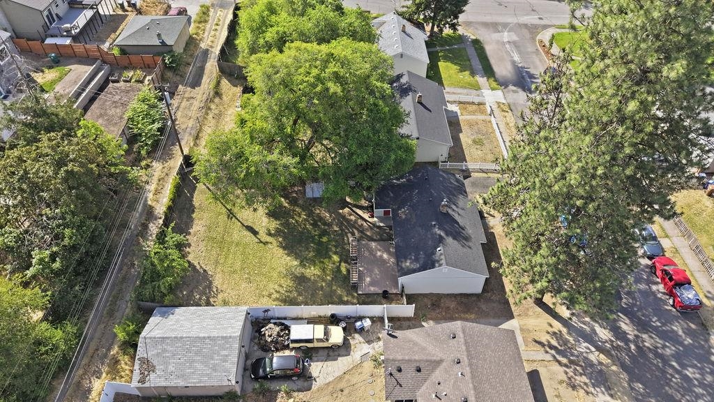 6012 N Greenwood Blvd - Photo 38