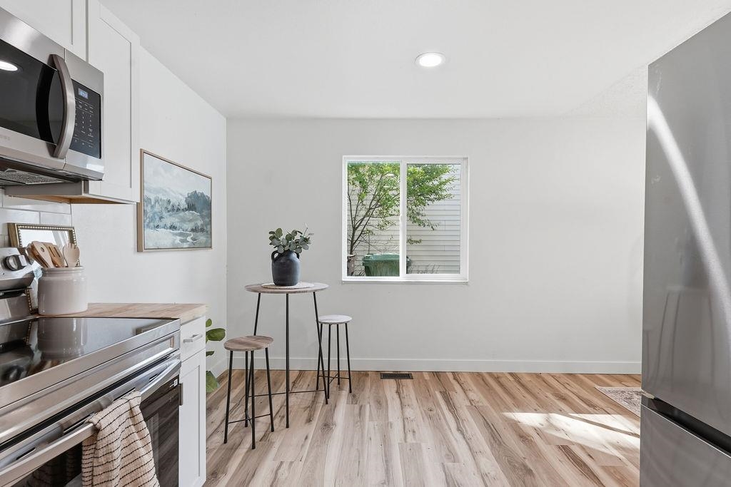6012 N Greenwood Blvd - Photo 14