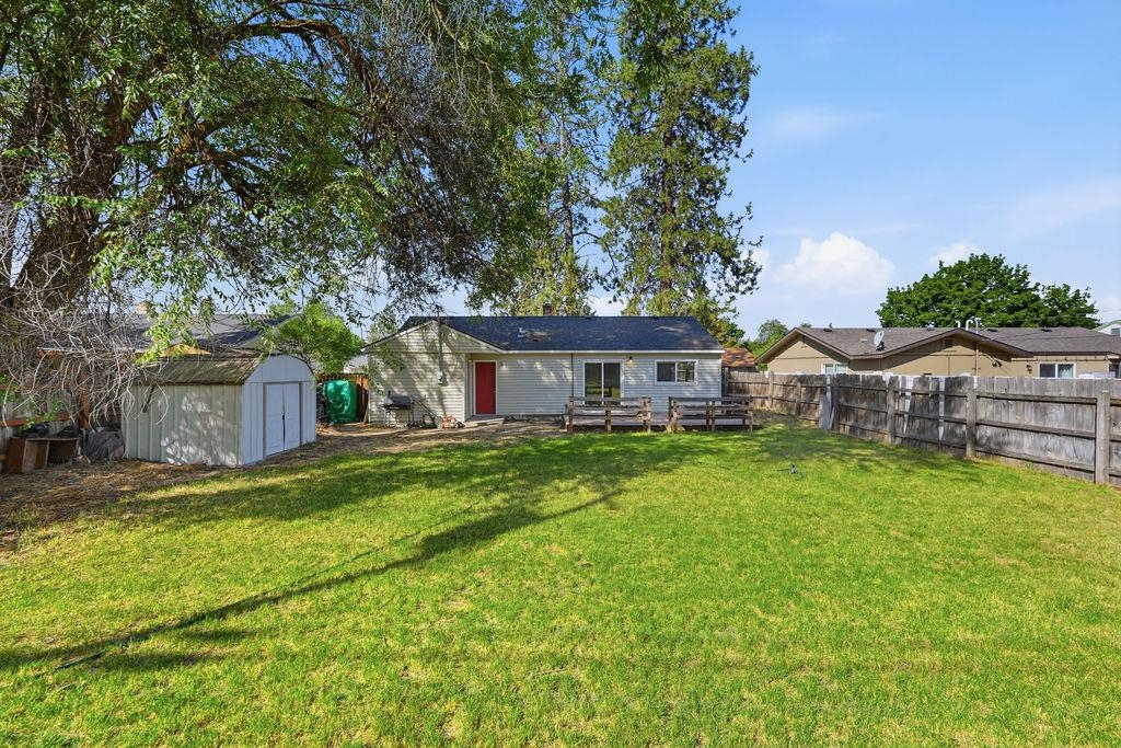 6012 N Greenwood Blvd - Photo 29