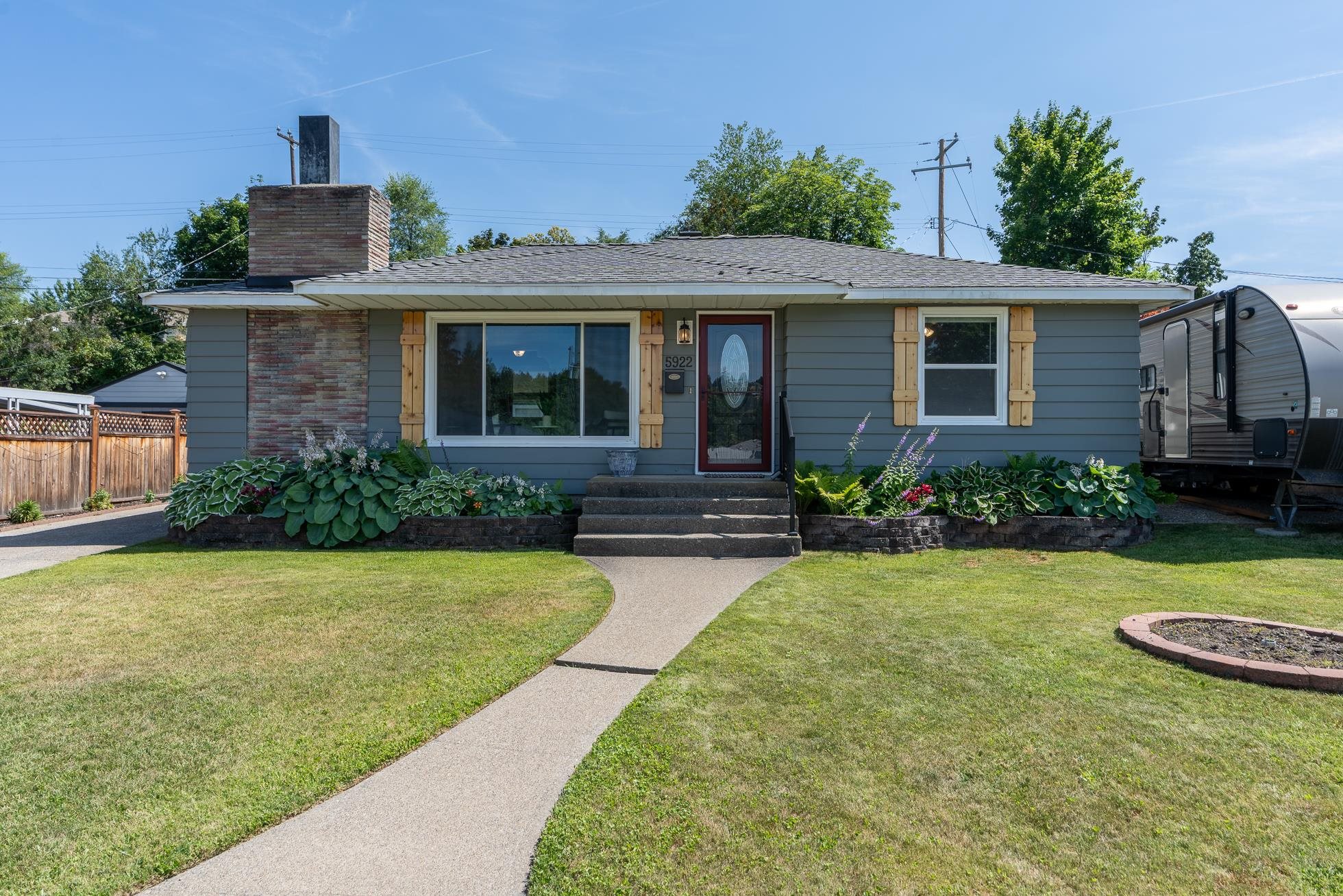 5922 N Montevista Pl - Photo 1
