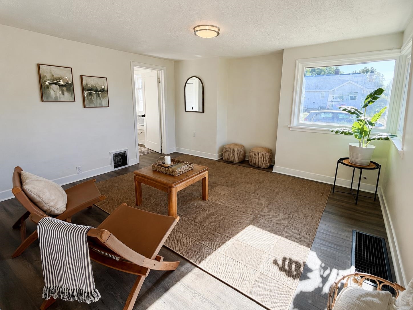 339 W Longfellow Ave - Photo 4