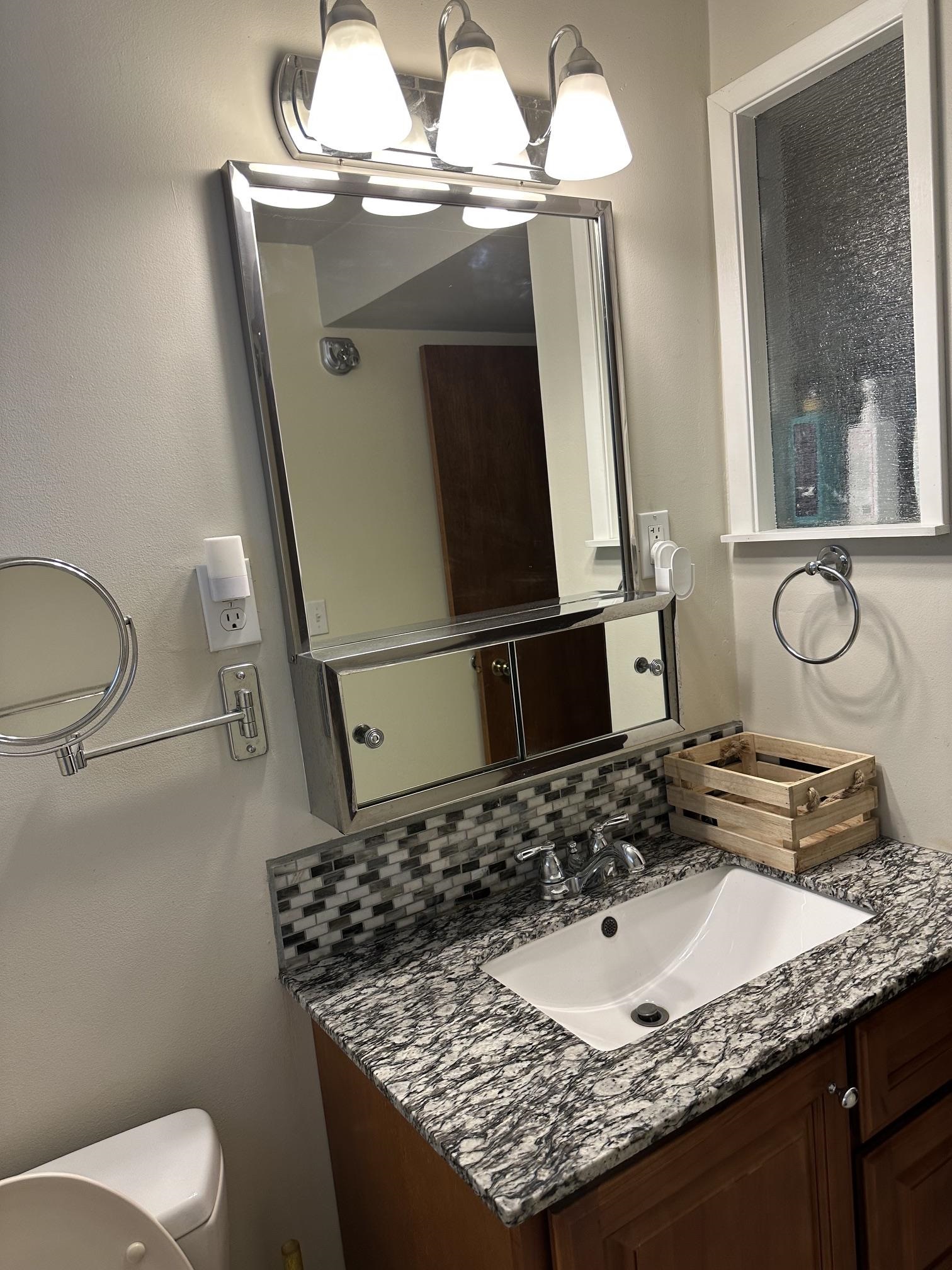 804 E 37th Ave - Photo 18