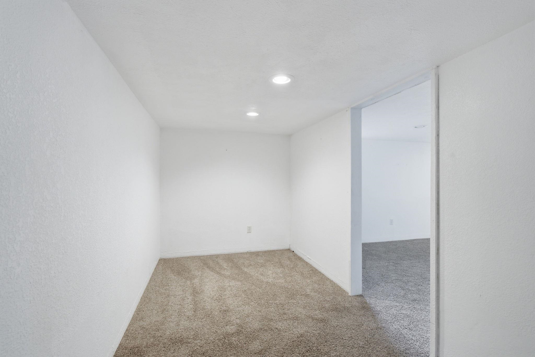 942 Berry Rd - Photo 35
