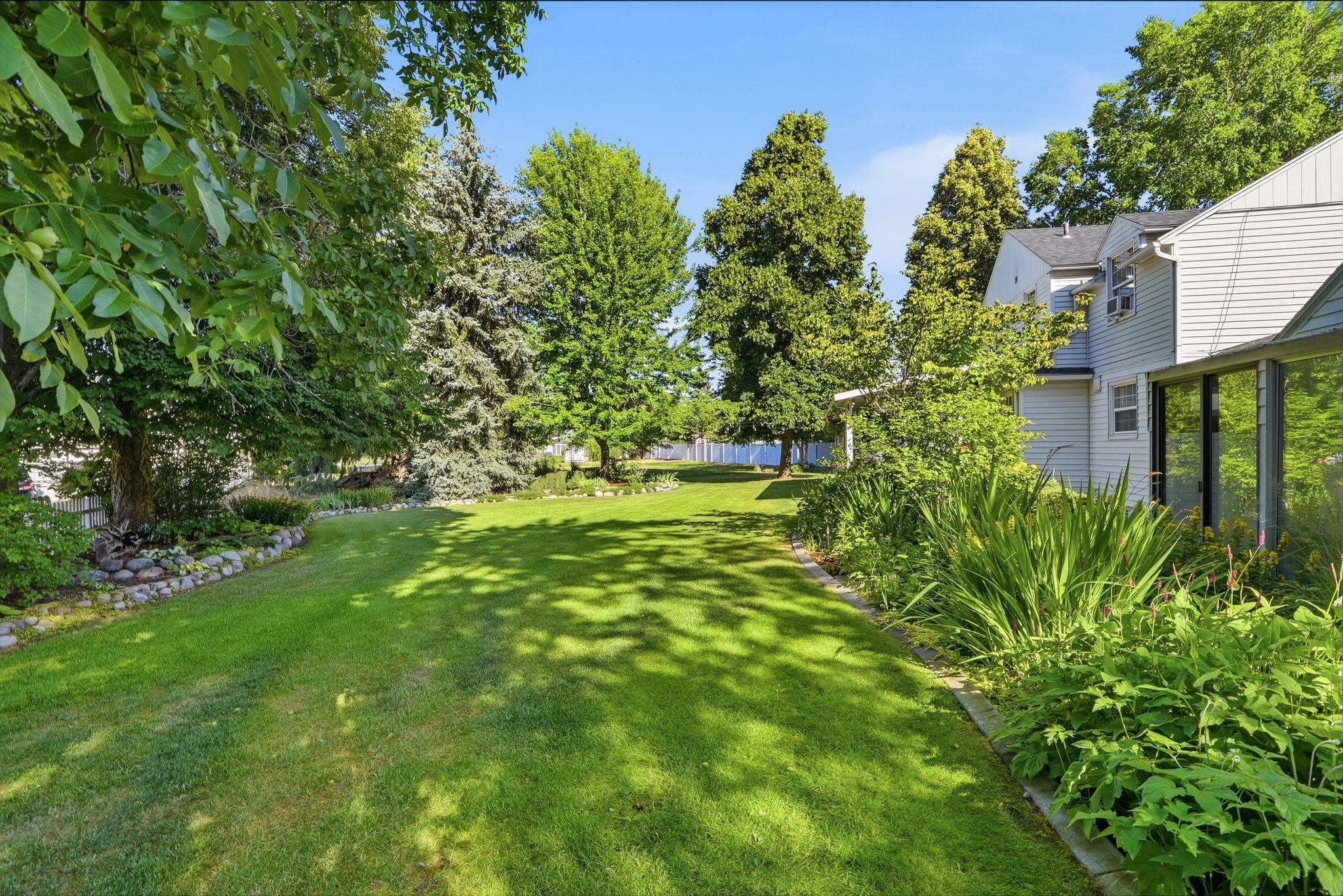 2612 S Sullivan Rd - Photo 43