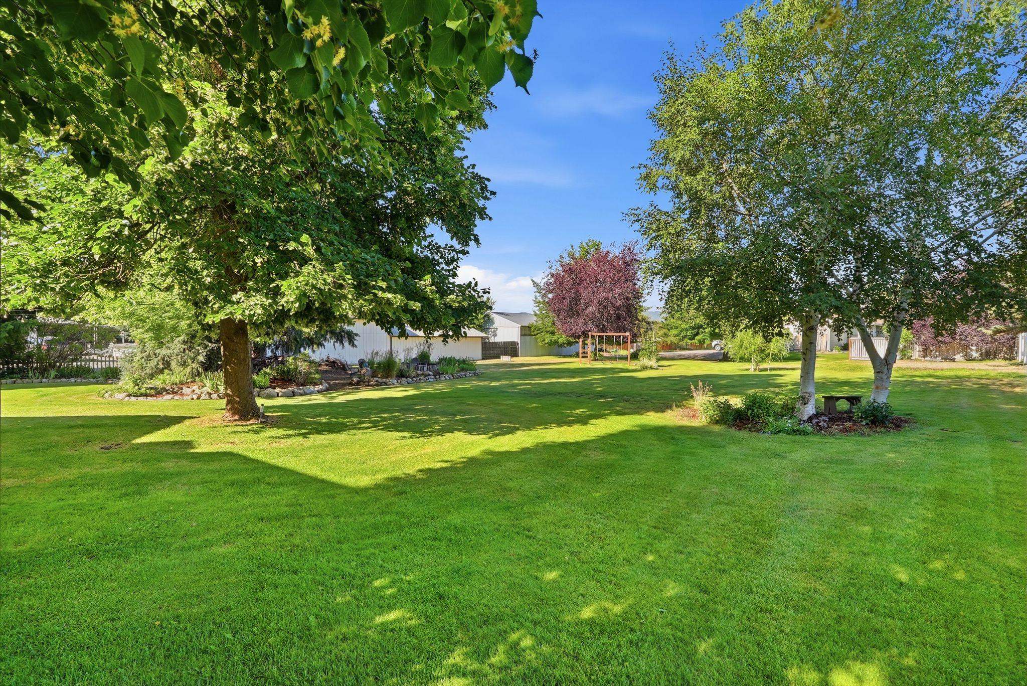2612 S Sullivan Rd - Photo 3