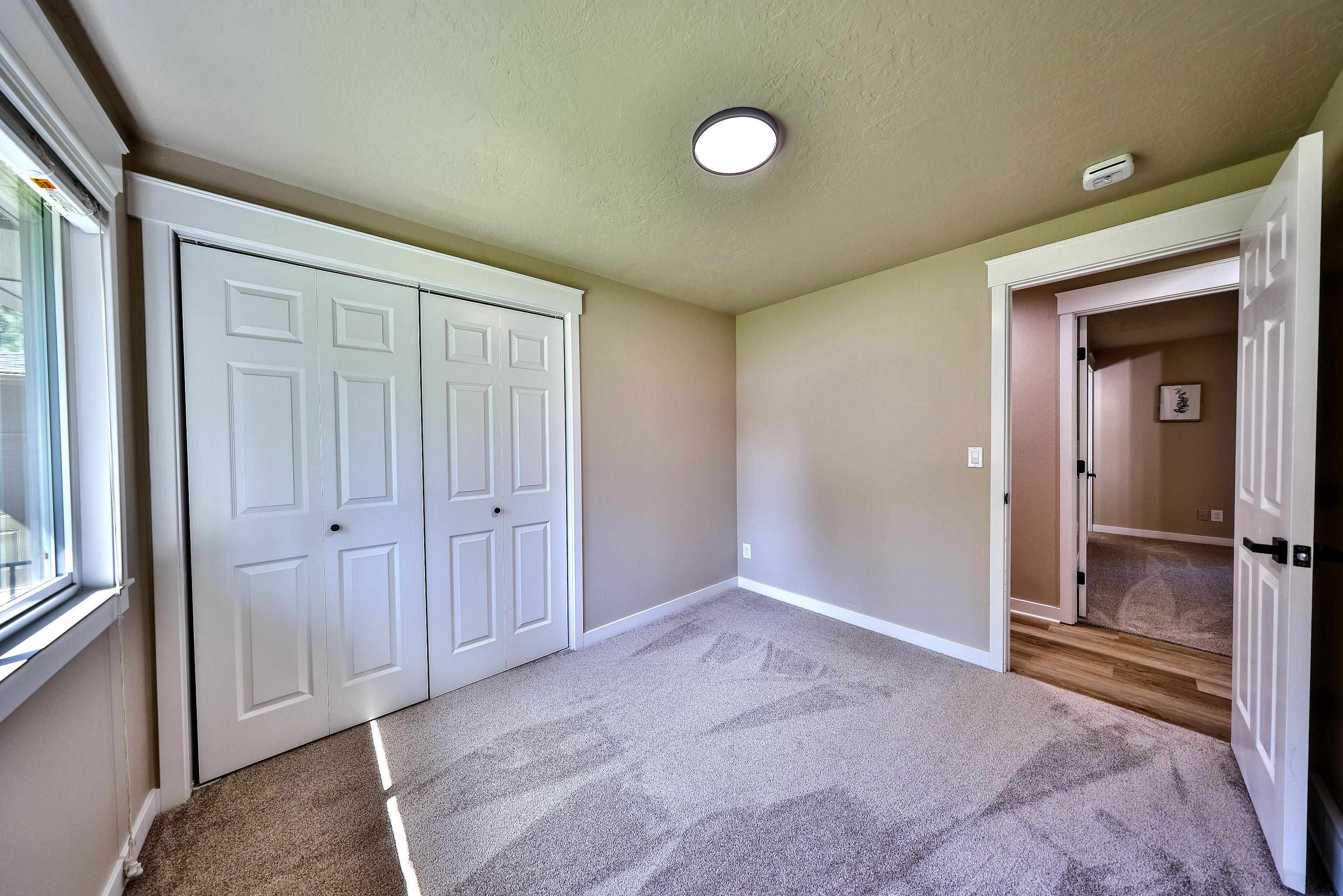 4725 S Bates Rd - Photo 22
