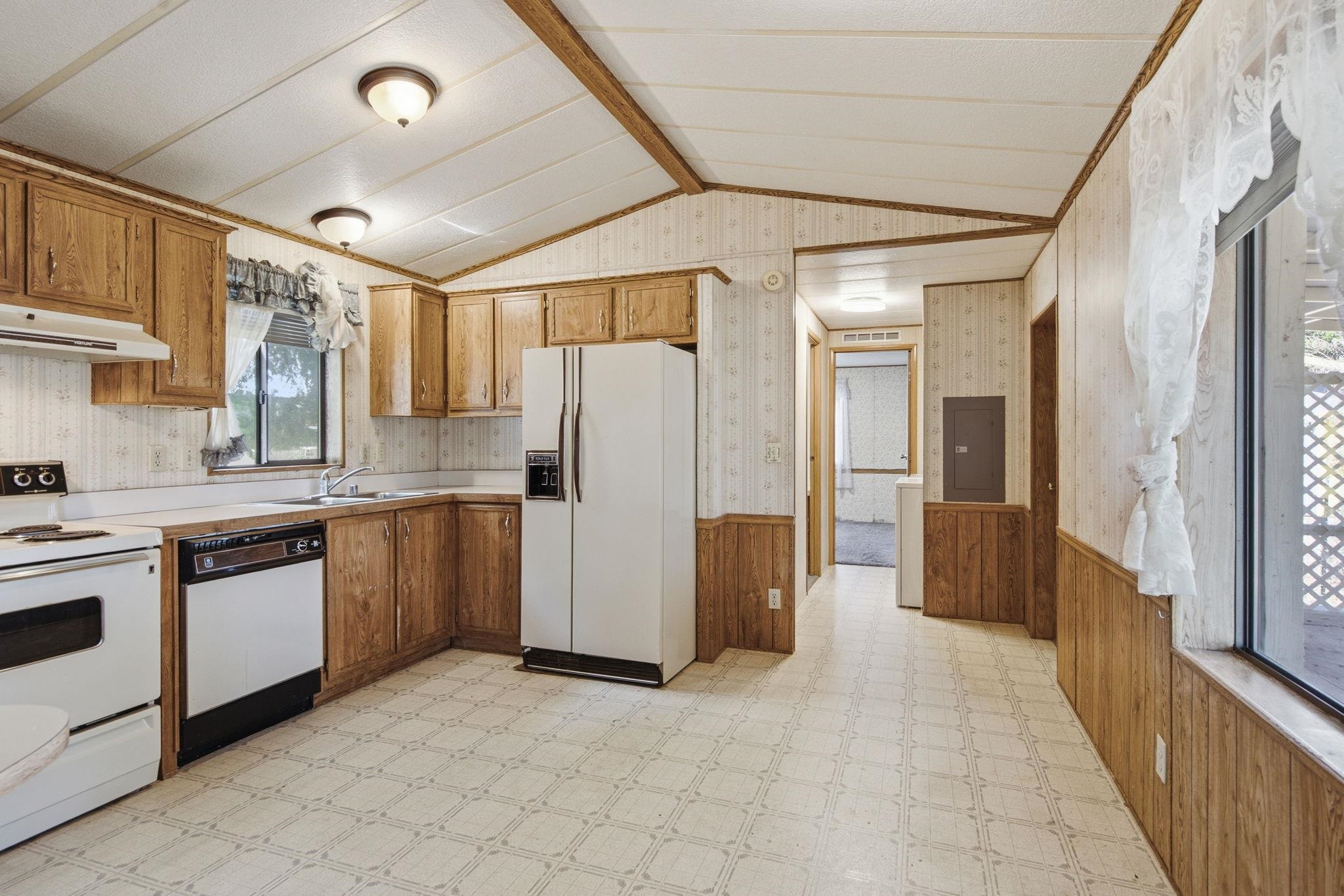 209 S Clark Ave - Photo 13
