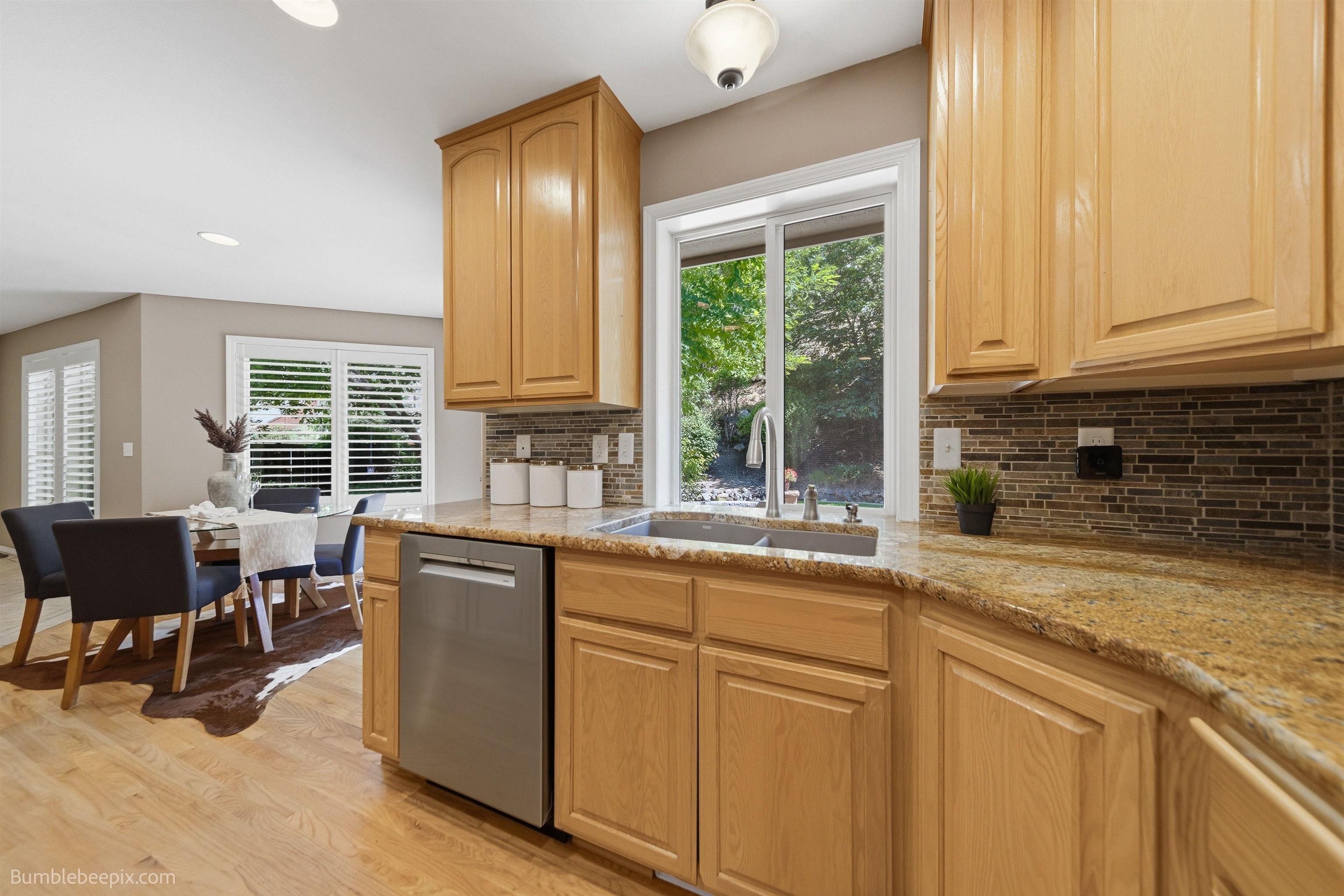 1411 E BLACKWOOD Ln - Photo 12