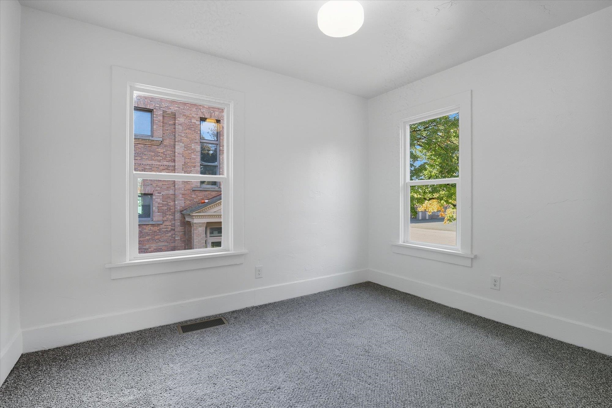 3534 S Grand Blvd - Photo 20