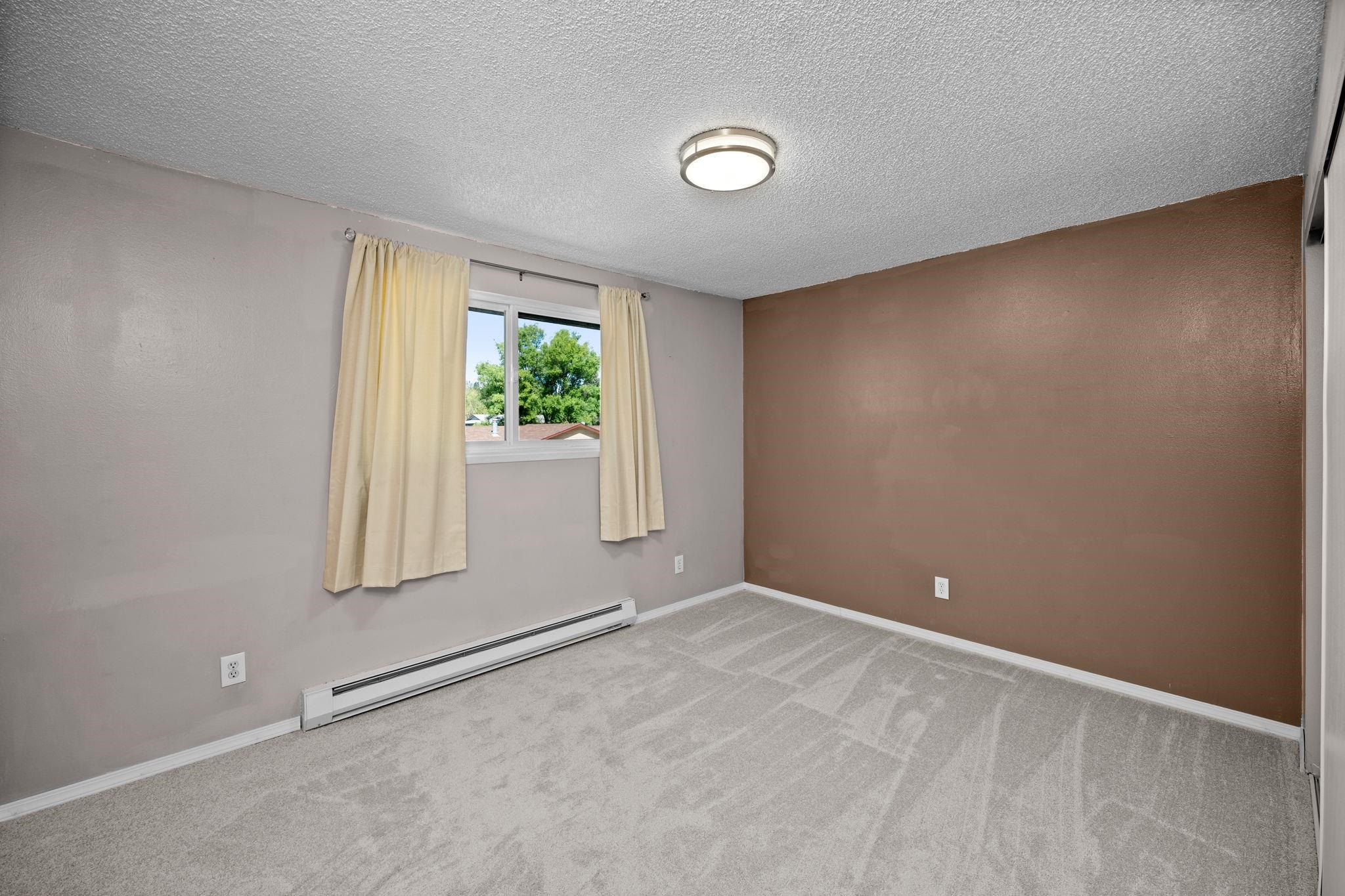 3921 S Johnson St - Photo 12
